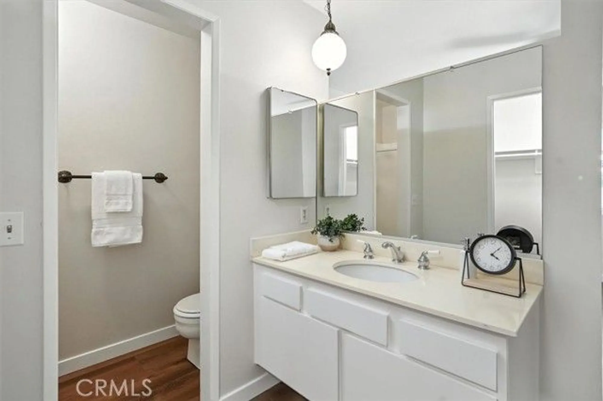 Property Slideshow image 9 of 39 | 26428 circle knoll ct, Newhall, CA, 91321