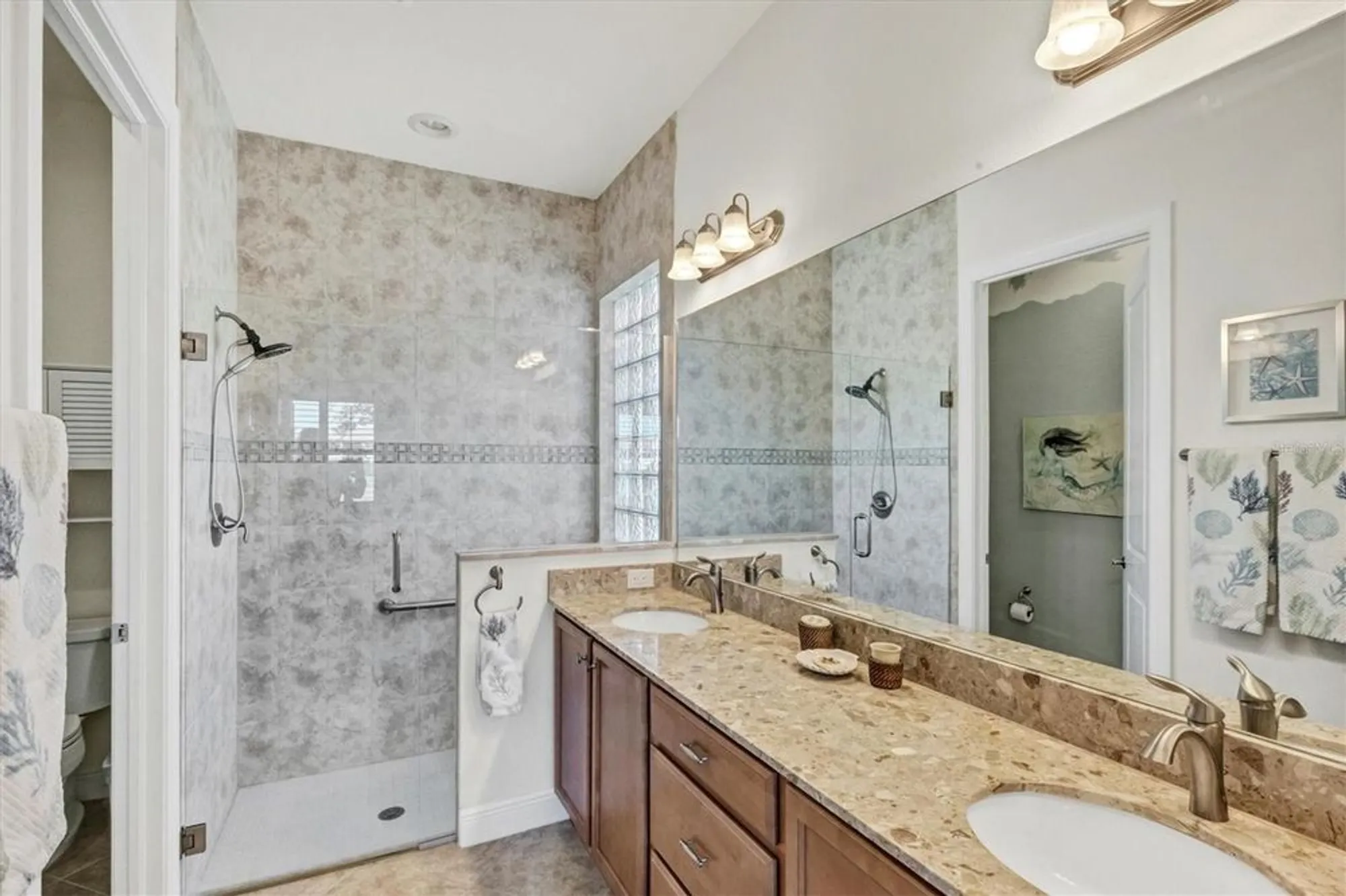 Property Slideshow image 25 of 73 | 10412 crooked creek dr, Venice, FL, 34293