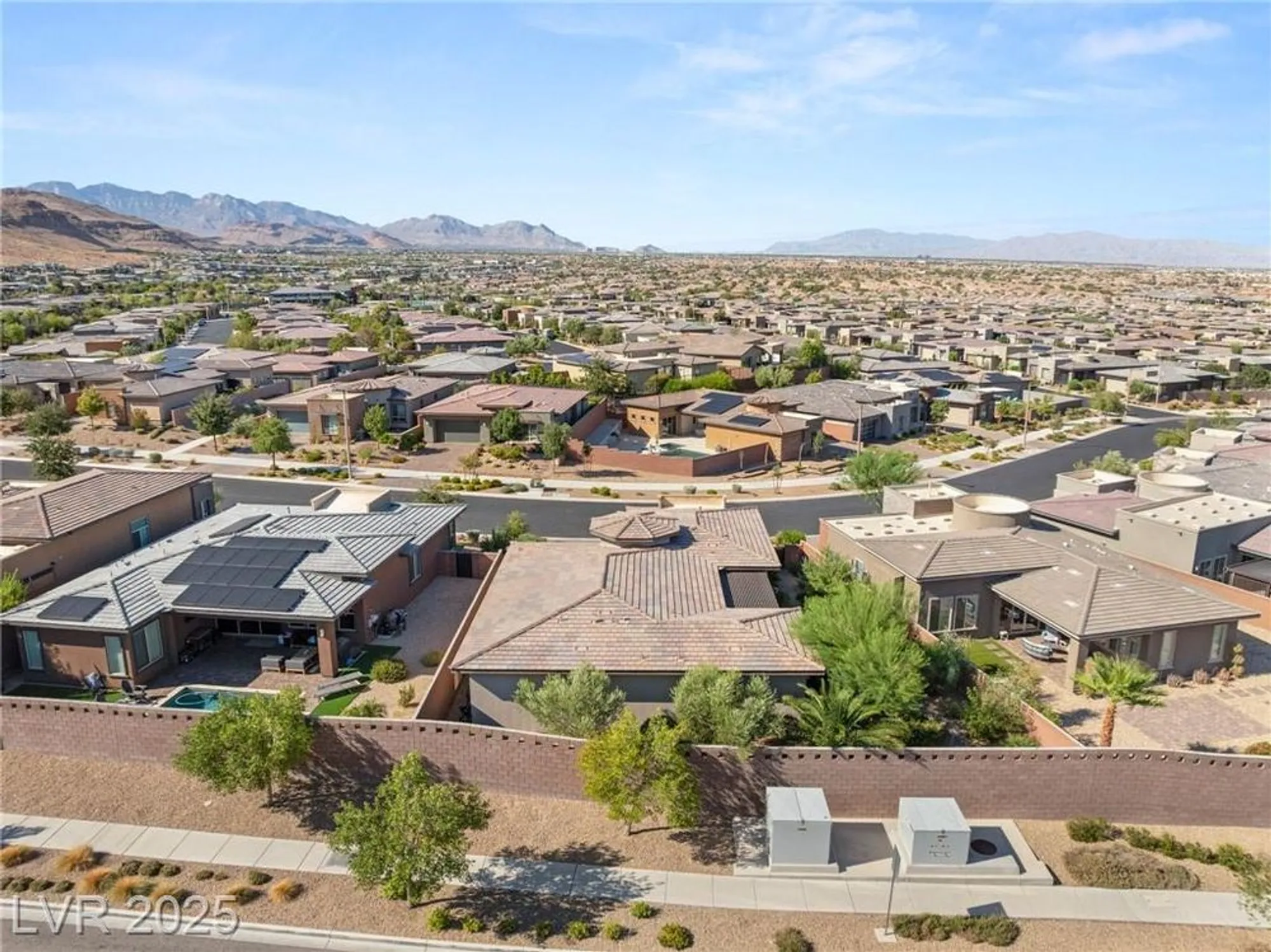 Property Slideshow image 47 of 58 | 9985 regency canyon way, Las Vegas, NV, 89148