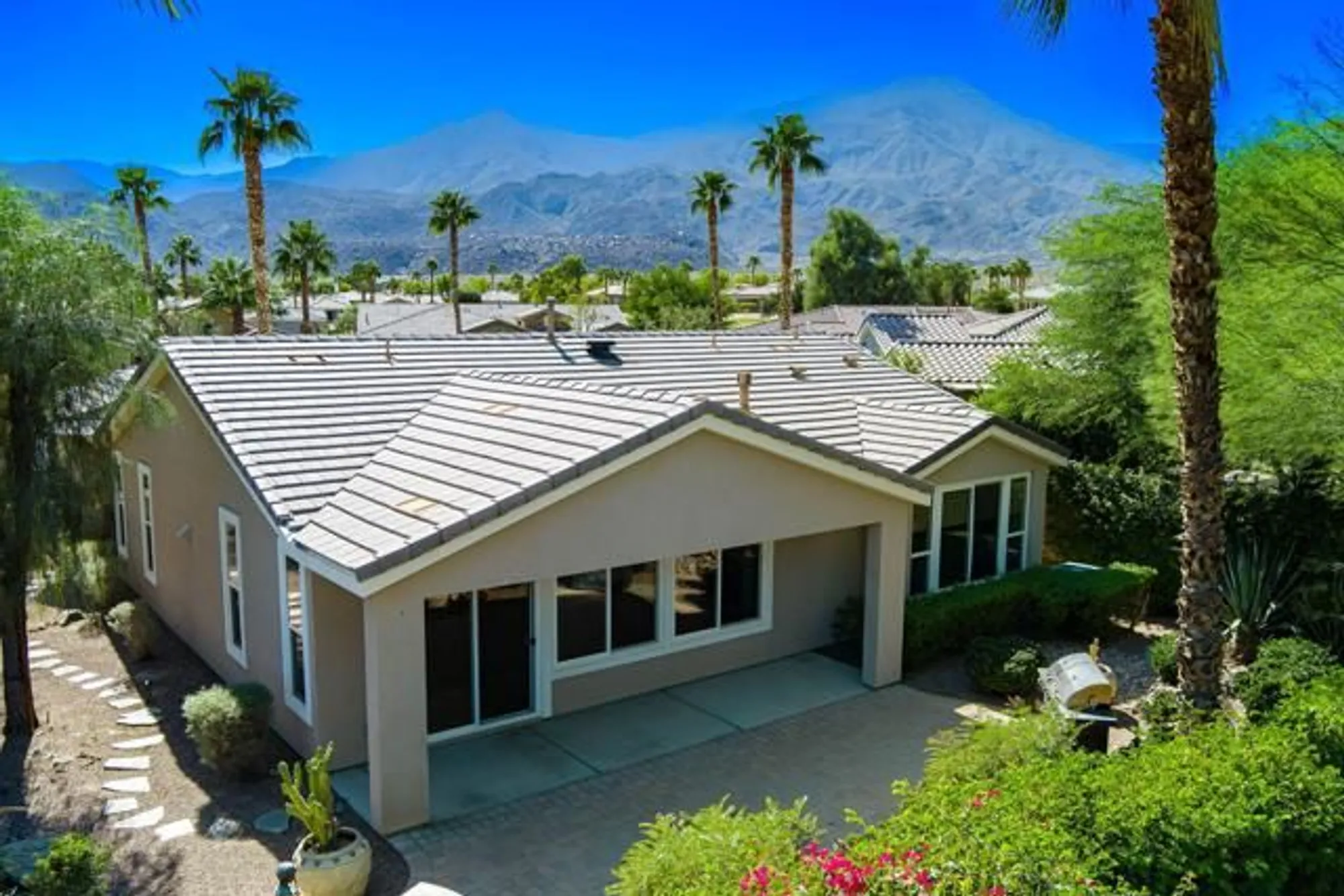 Property Slideshow image 1 of 83 | 81406 joshua tree ct, La Quinta, CA, 92253