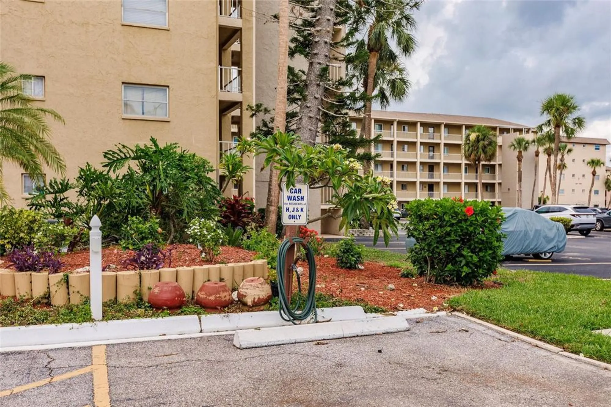 Property Slideshow image 57 of 64 | 3635 lake bayshore dr j-410, Bradenton, FL, 34205