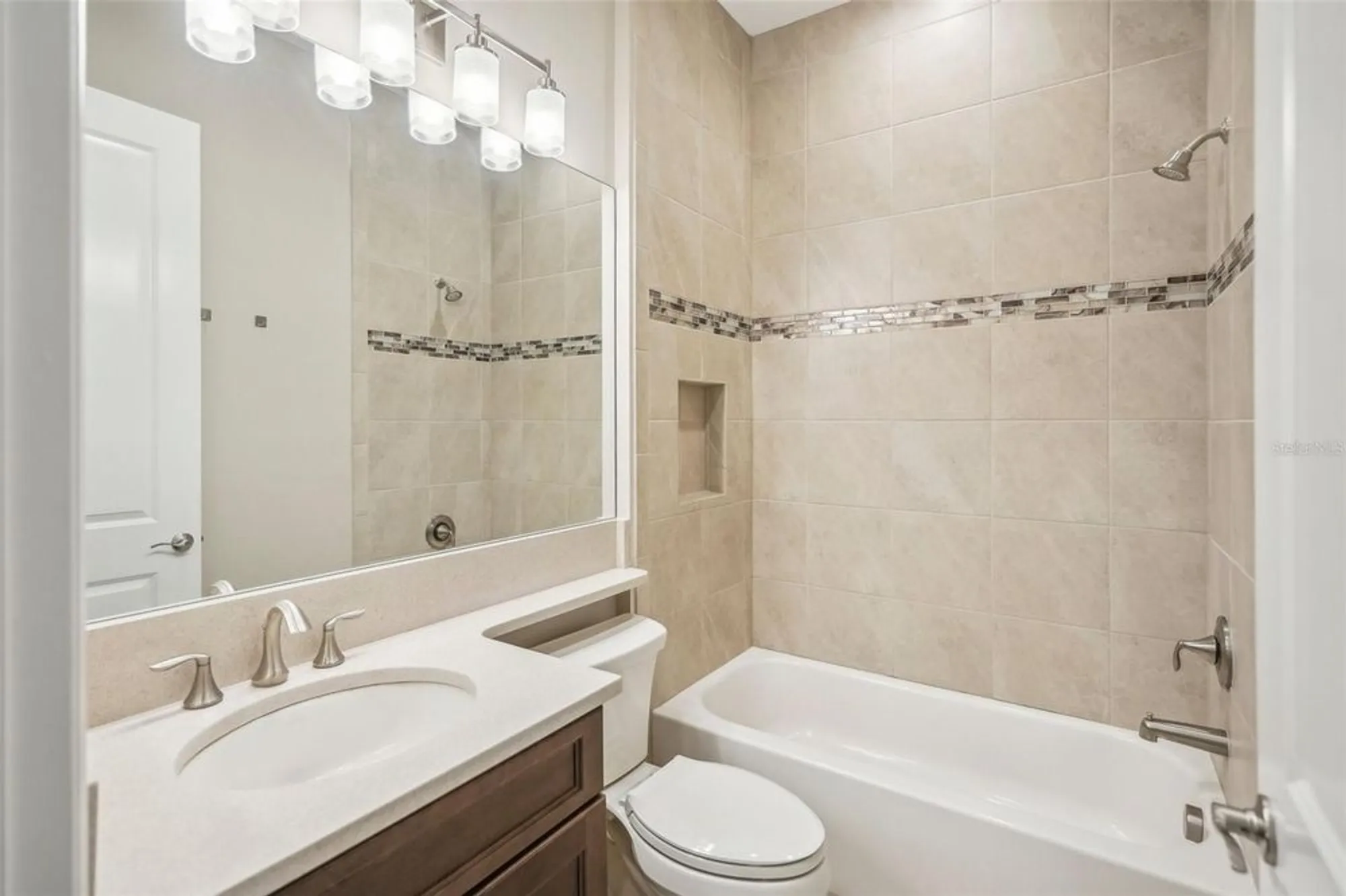 Property Slideshow image 32 of 50 | 4838 sevilla shores dr, Wimauma, FL, 33598