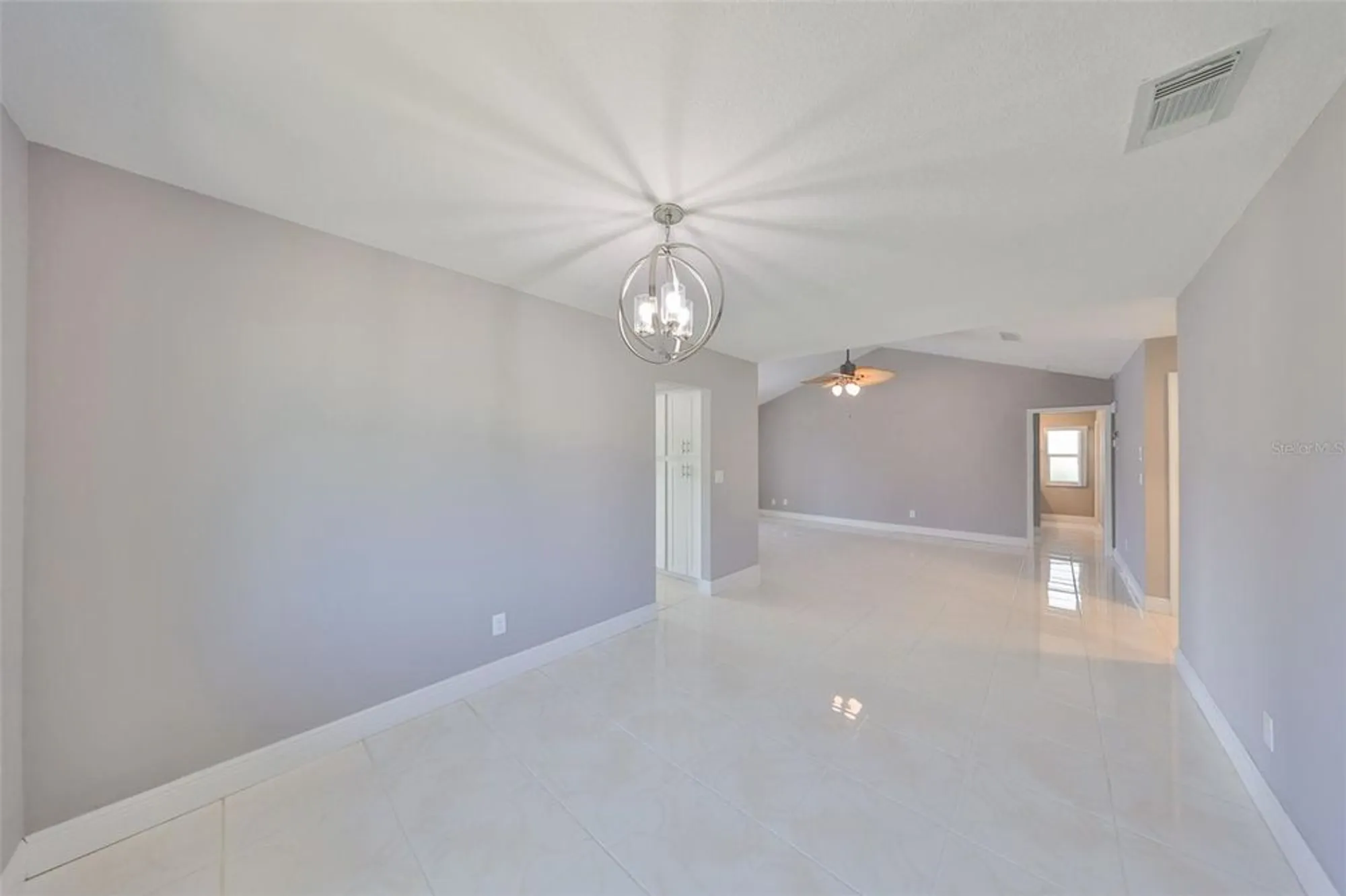 Property Slideshow image 35 of 53 | 1806 wolf laurel dr, Sun City Center, FL, 33573