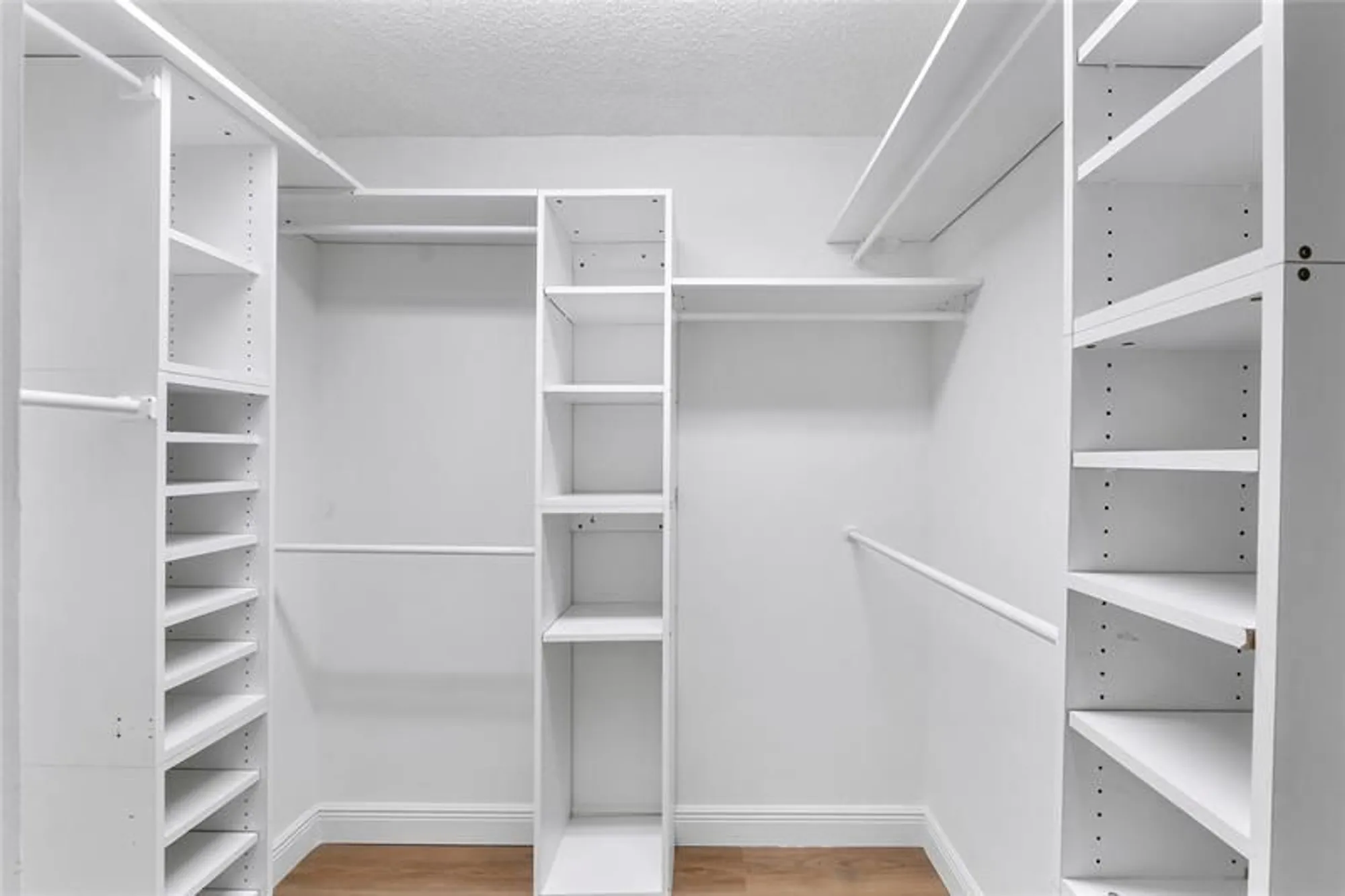 Property Slideshow image 17 of 73 | 7763 southampton ter 102, Tamarac, FL, 33321