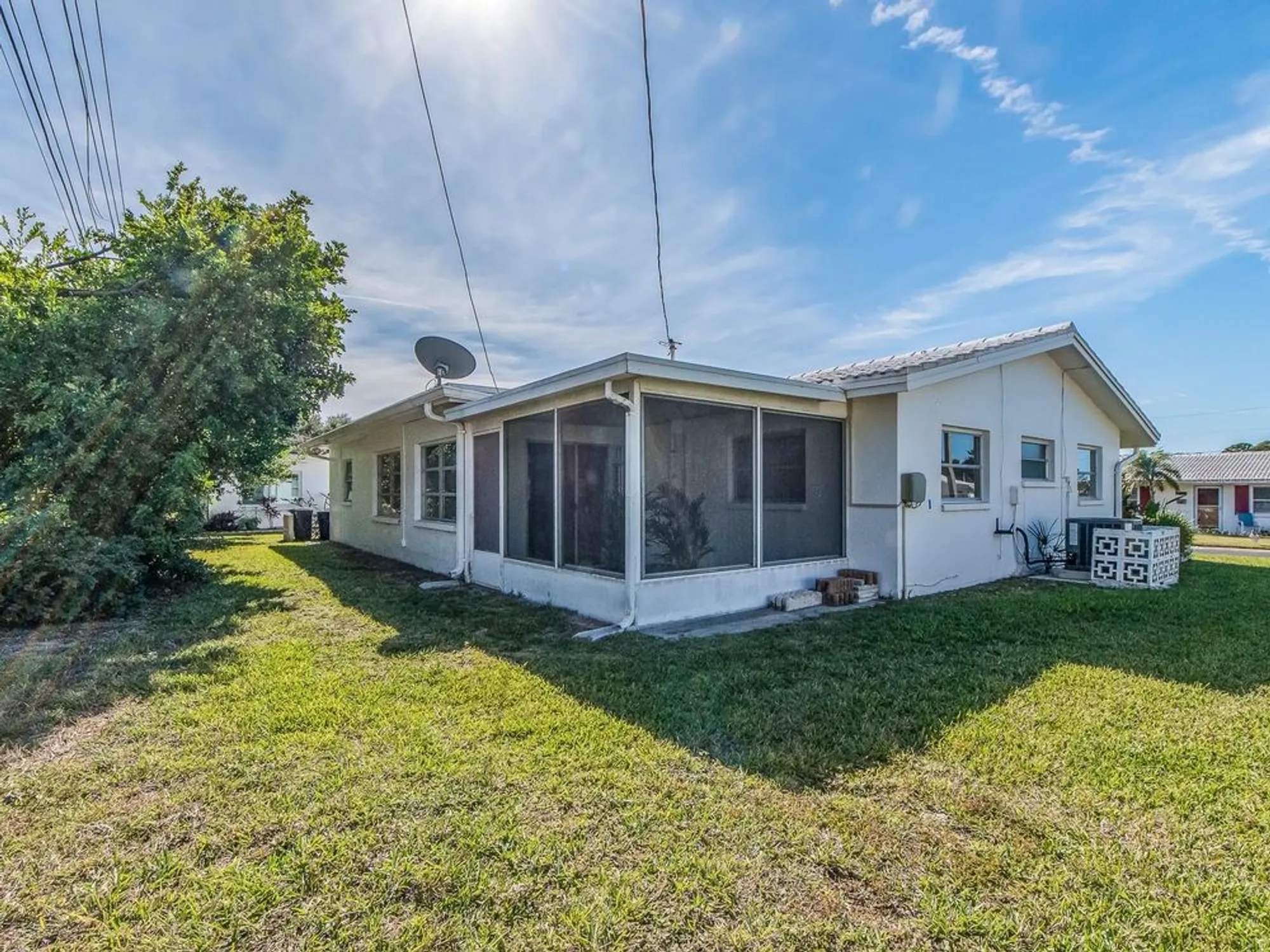 Property Slideshow image 29 of 30 | 9157 140th way, Seminole, FL, 33776