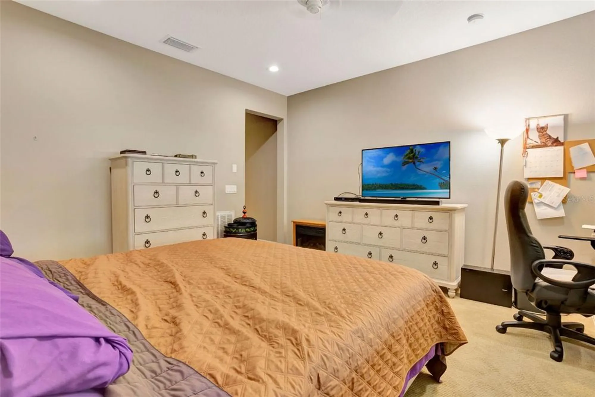 Property Slideshow image 22 of 45 | 176 silver maple rd, Groveland, FL, 34736