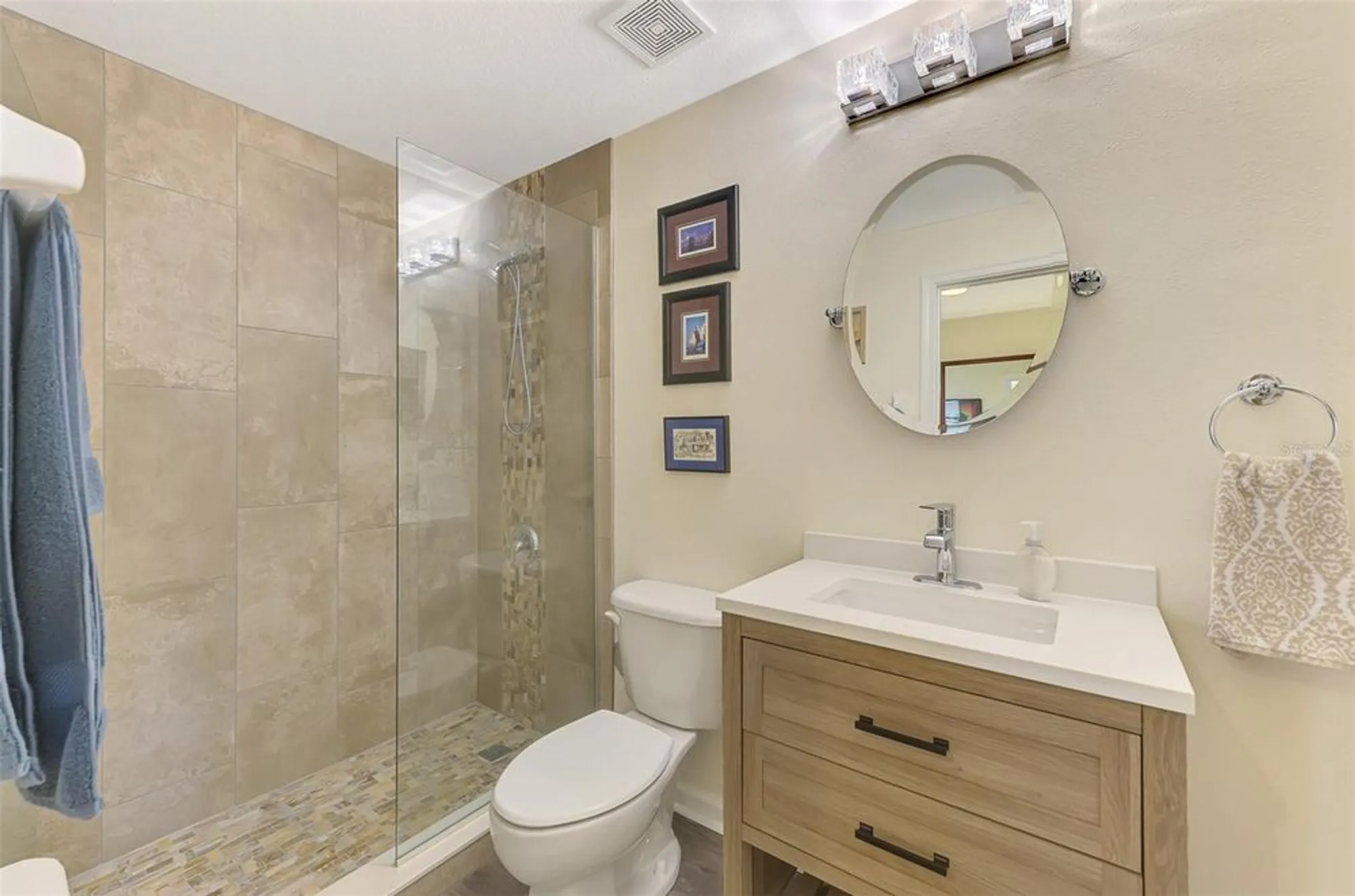 Property Slideshow image 37 of 81 | 4620 club dr unit 102, Port Charlotte, FL, 33953