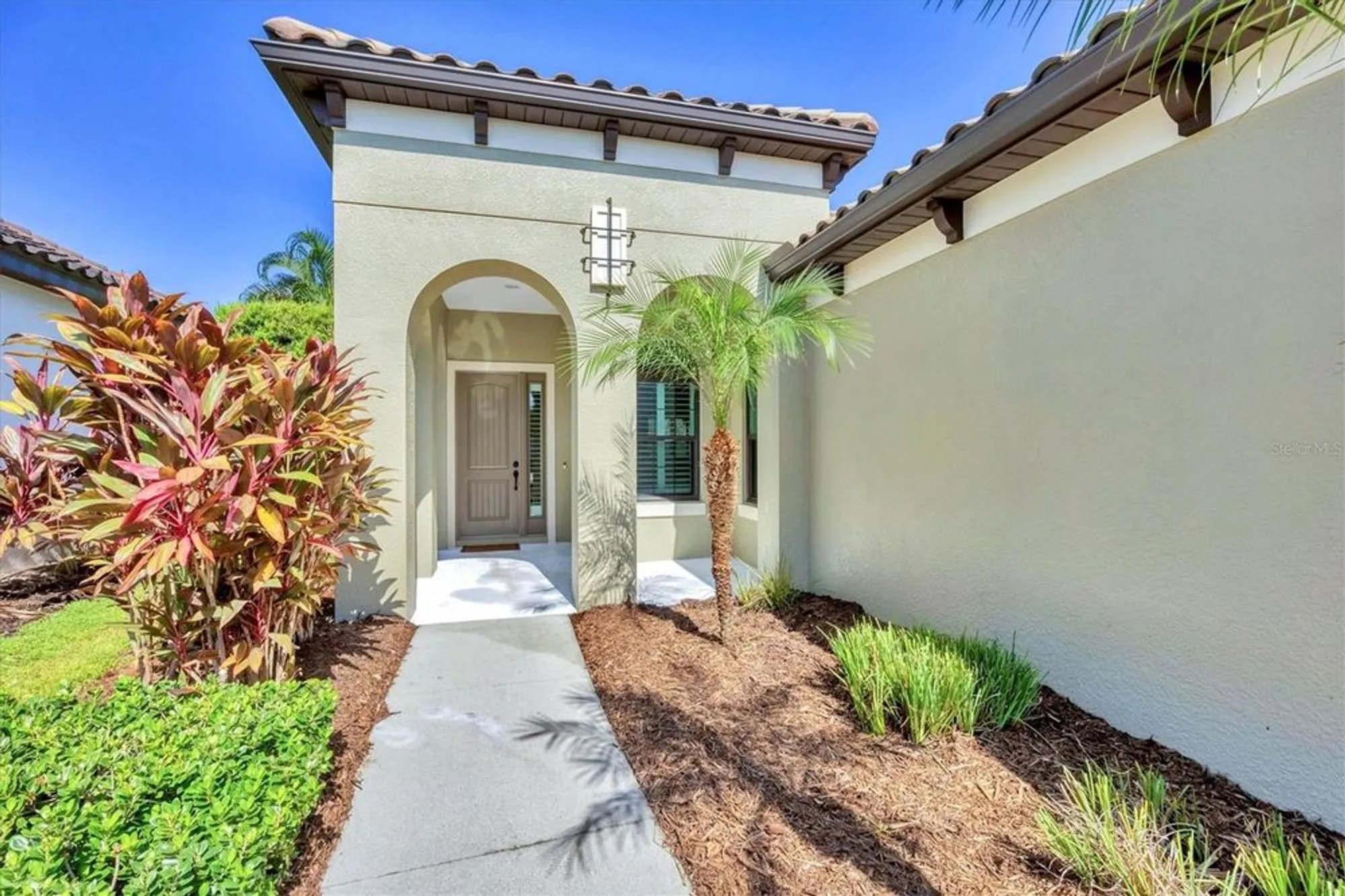 Property Slideshow image 7 of 83 | 4118 midnight blue run, Bradenton, FL, 34211