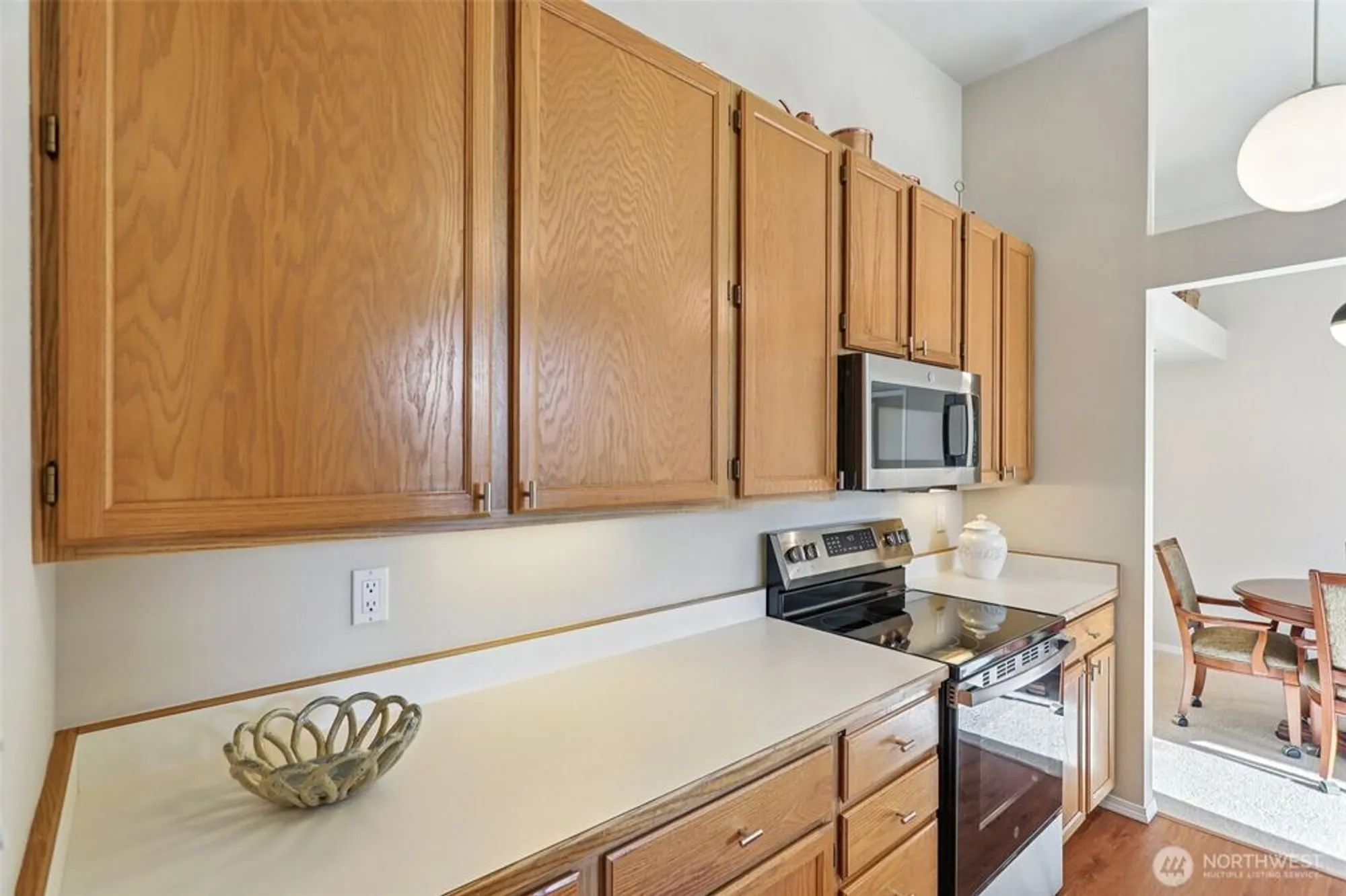 Property Slideshow image 15 of 40 | 4222 221st pl se # 1081, Issaquah, WA, 98029