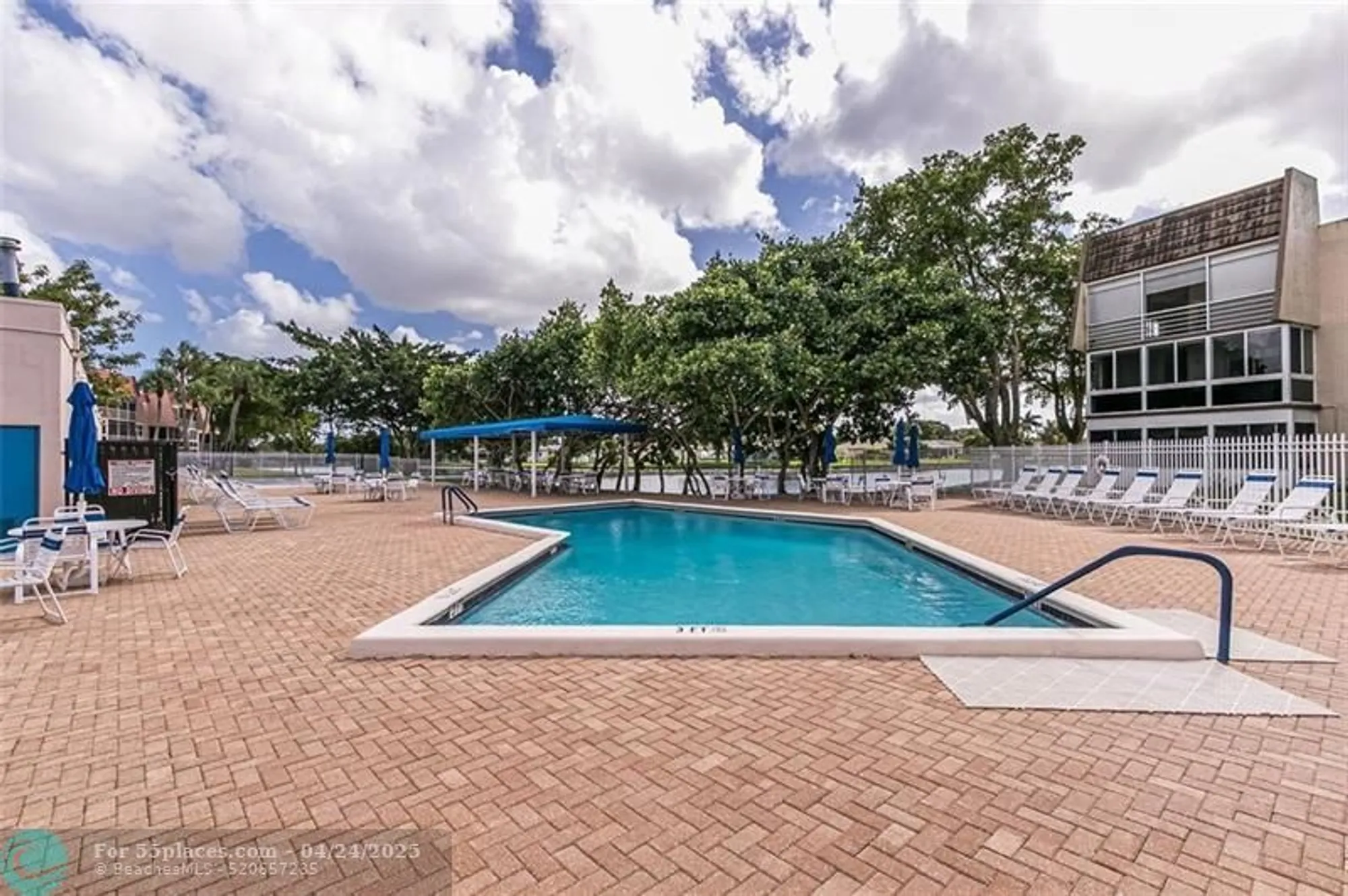 Property Slideshow image 15 of 17 | 9400 lime bay blvd 214, Tamarac, FL, 33321