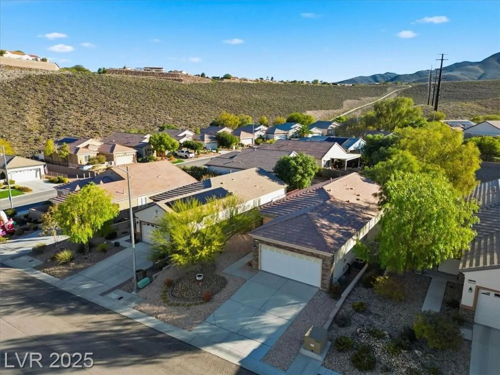 Property Slideshow image 29 of 34 | 2508 nashira st, Henderson, NV, 89044