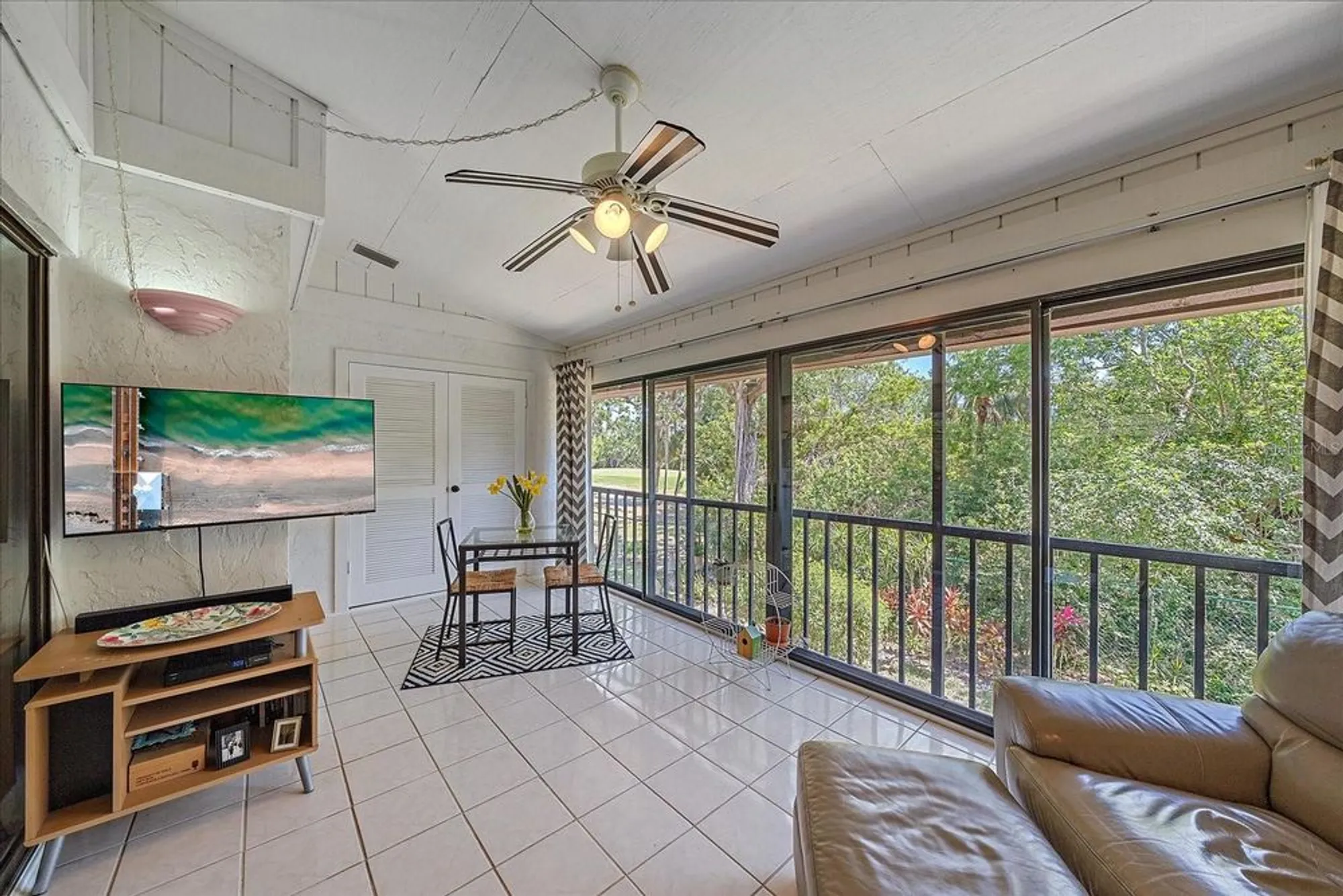 Property Slideshow image 25 of 34 | 6040 oak creek ln 1822, Bradenton, FL, 34210