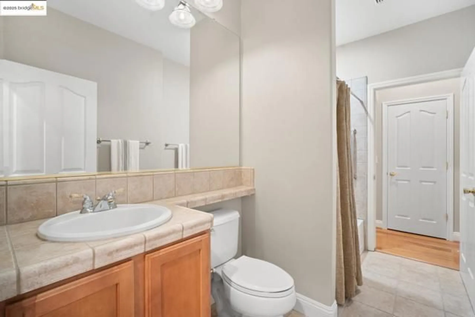 Property Slideshow image 24 of 32 | 131 montilla cir, Sacramento, CA, 95835