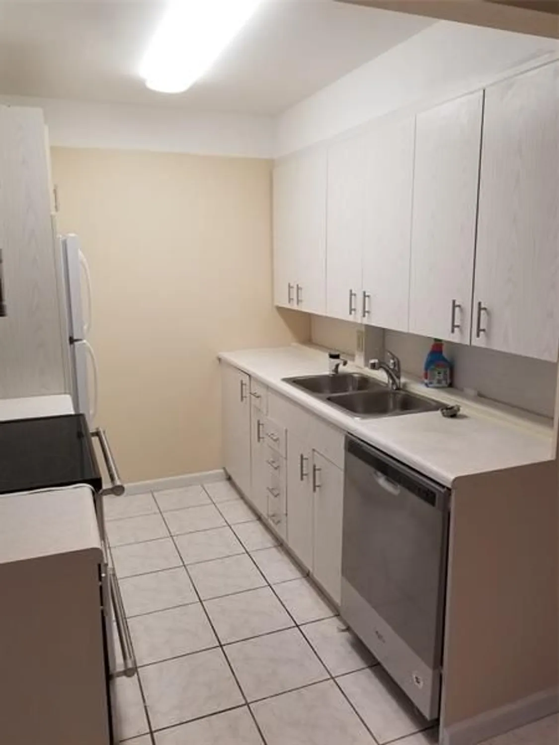 Property Slideshow image 3 of 25 | 4090 cornwall e # 4090, Boca Raton, FL, 33434