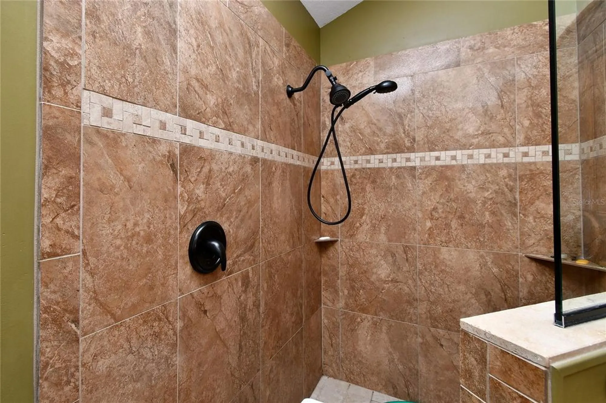 Property Slideshow image 15 of 32 | 3885 cape cole blvd, Punta Gorda, FL, 33955