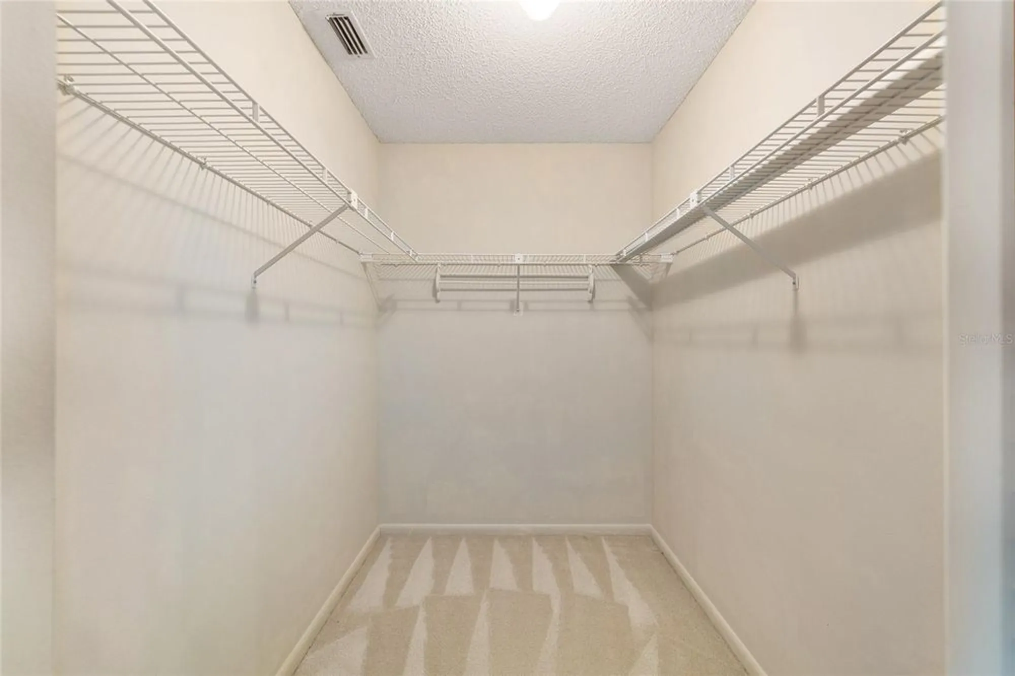 Property Slideshow image 35 of 51 | 8530 sw 90th st c, Ocala, FL, 34481