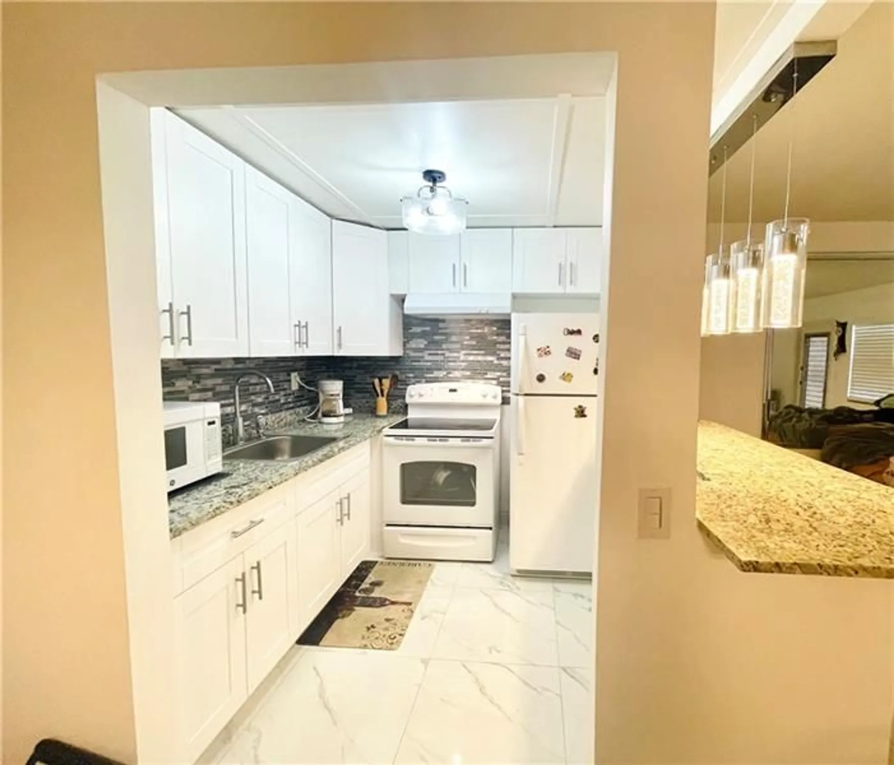 Property Slideshow image 6 of 31 | 446 fanshaw k # 446, Boca Raton, FL, 33434