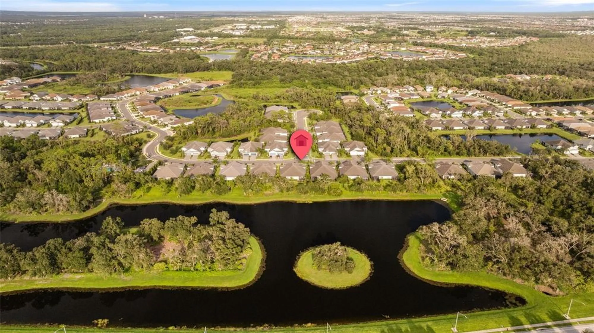 Property Slideshow image 39 of 54 | 3102 sky blue cv, Bradenton, FL, 34211