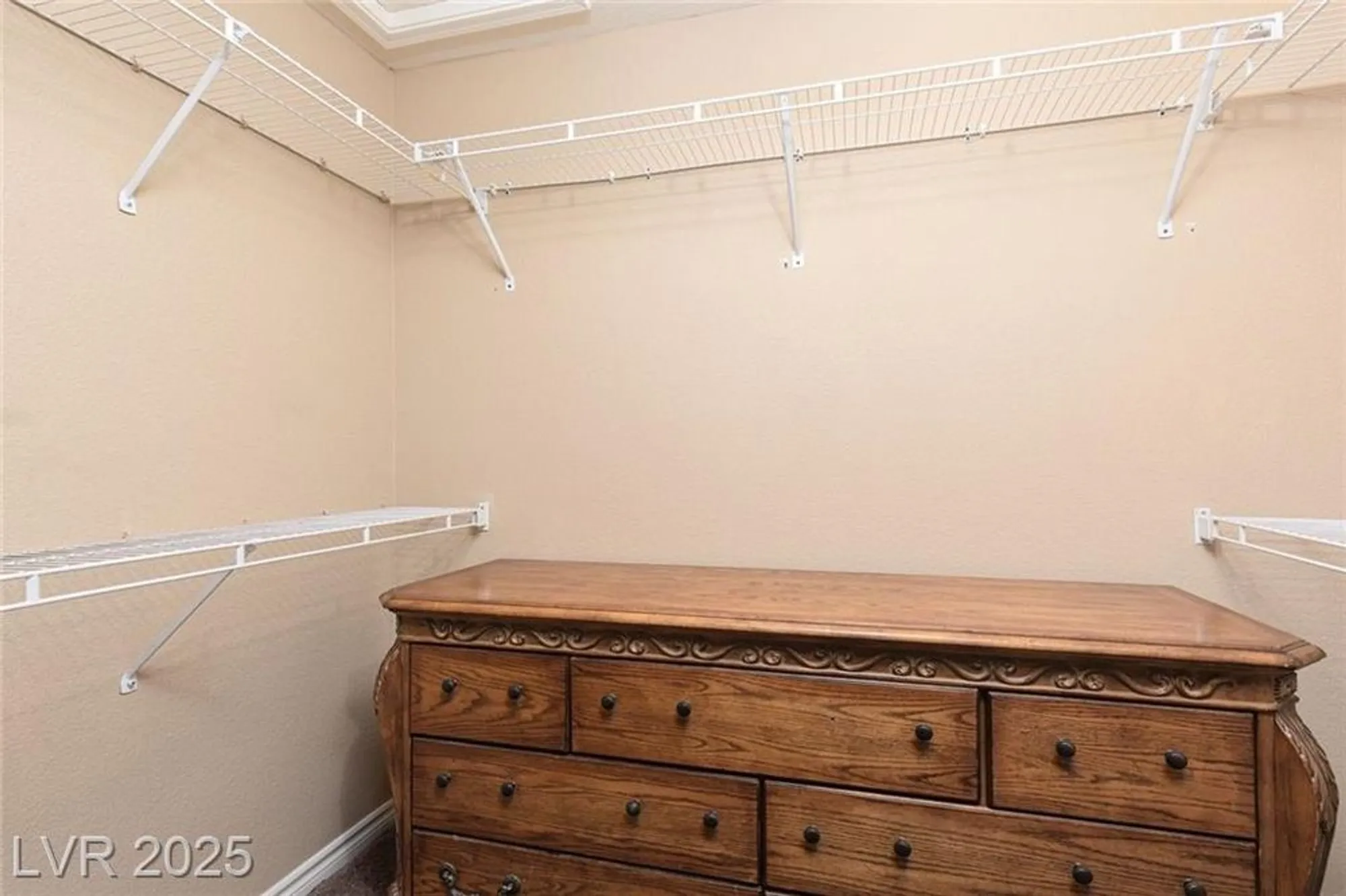 Property Slideshow image 18 of 33 | 9705 blue bell dr, Las Vegas, NV, 89134