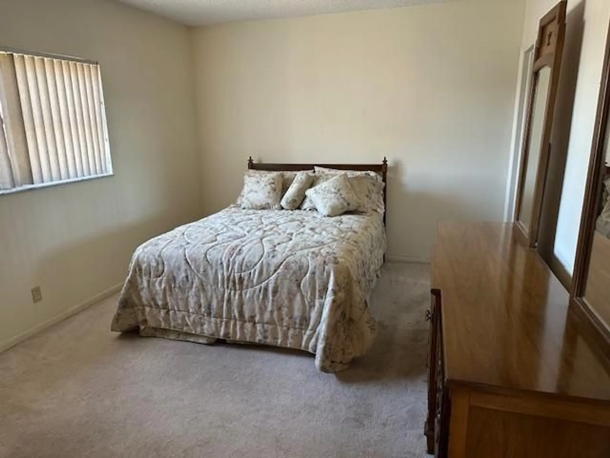 Property Slideshow image 9 of 25 | 7805 w atlantic blvd 202, Margate, FL, 33063