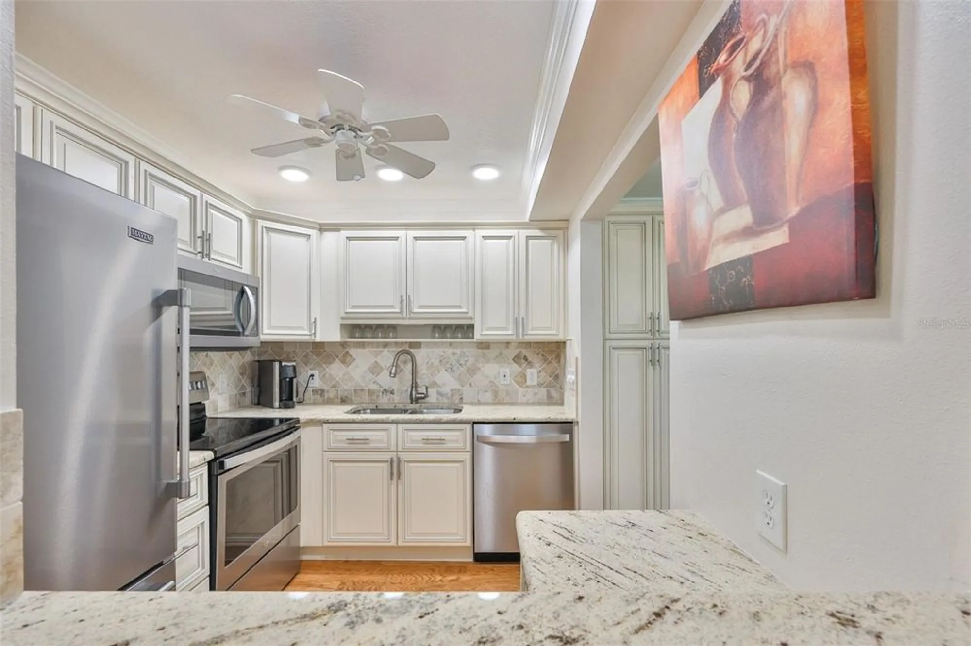 Property Slideshow image 9 of 47 | 205 kings blvd 55, Sun City Center, FL, 33573