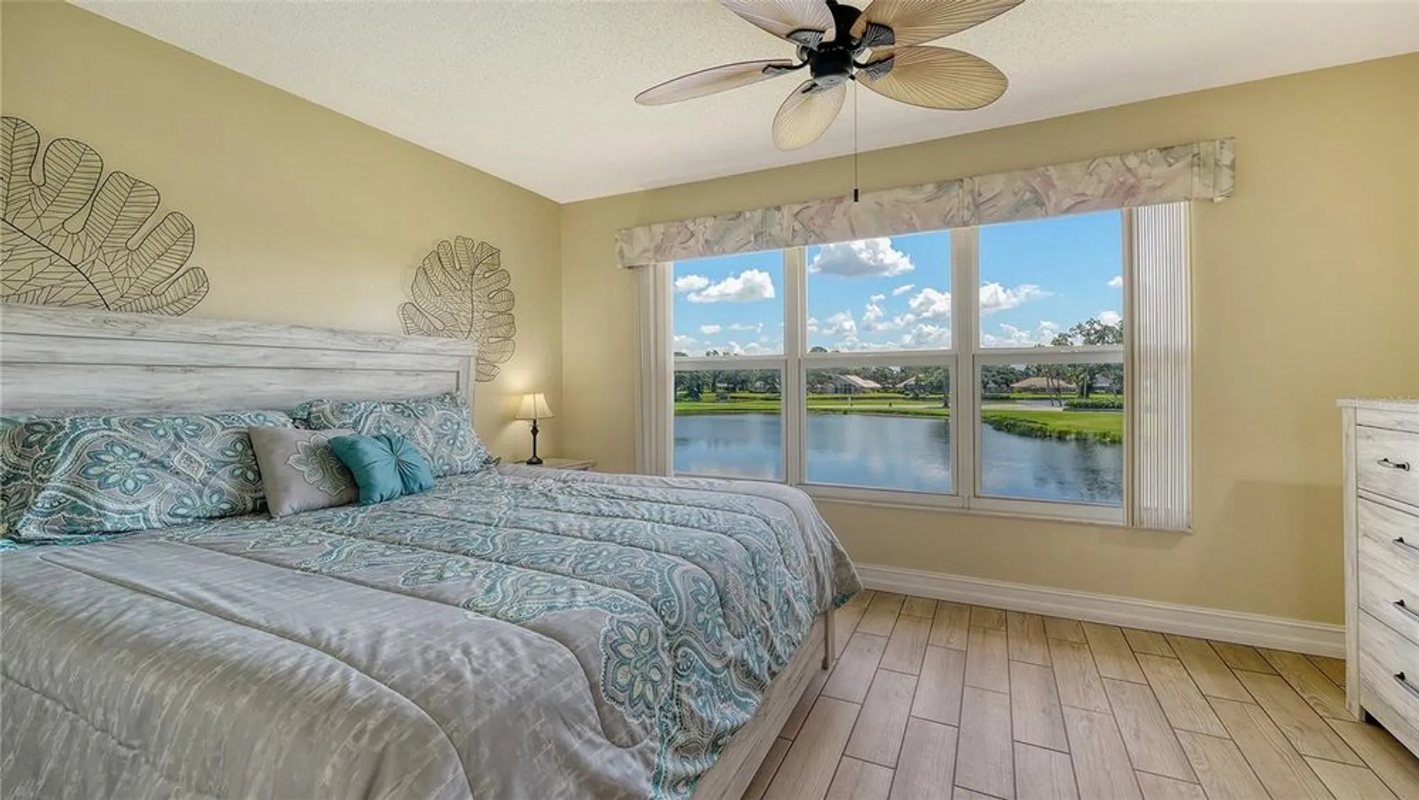Property Slideshow image 31 of 66 | 7251 w country club dr 226, Sarasota, FL, 34243