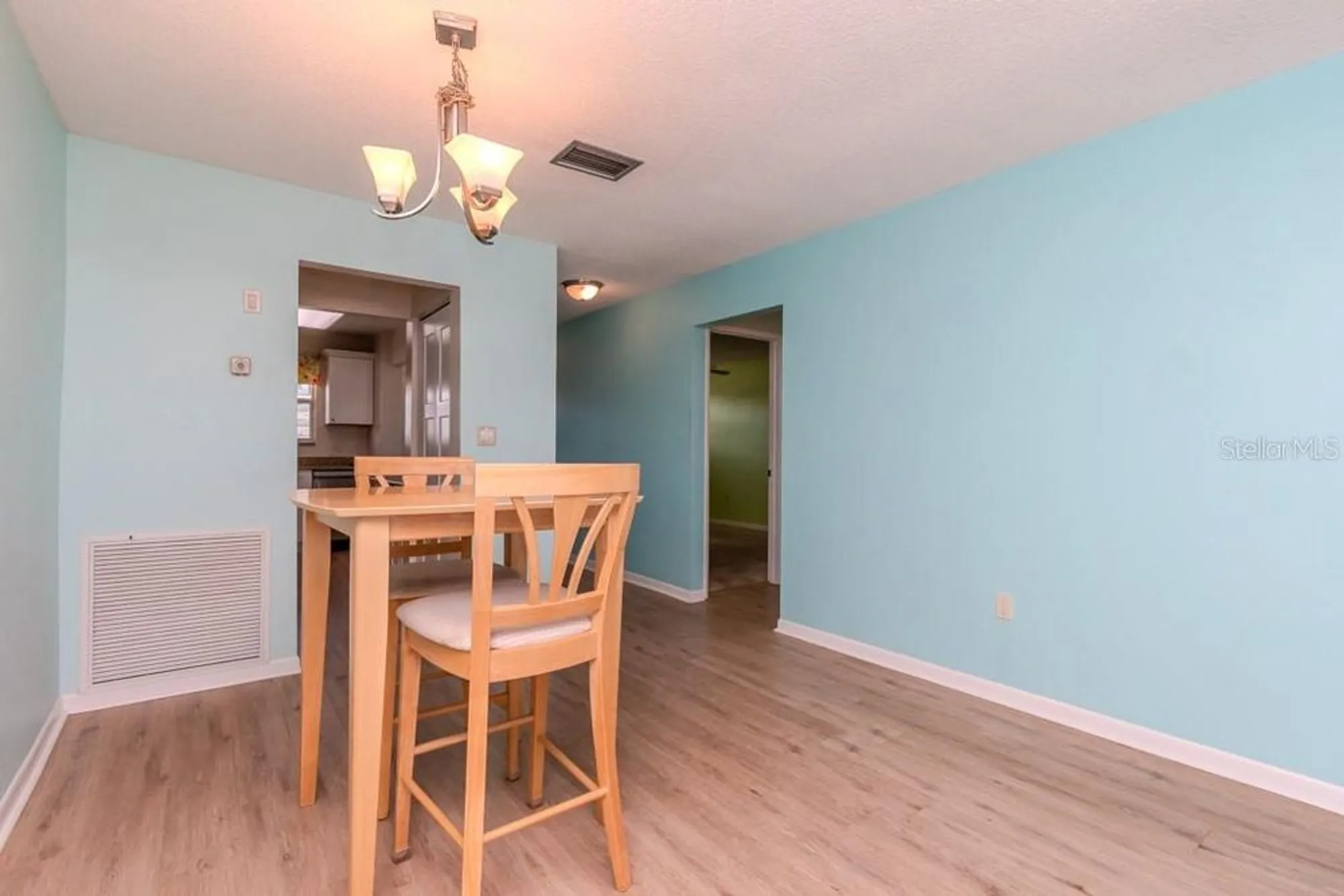 Property Slideshow image 12 of 51 | 6025 shore blvd 611, Gulfport, FL, 33707