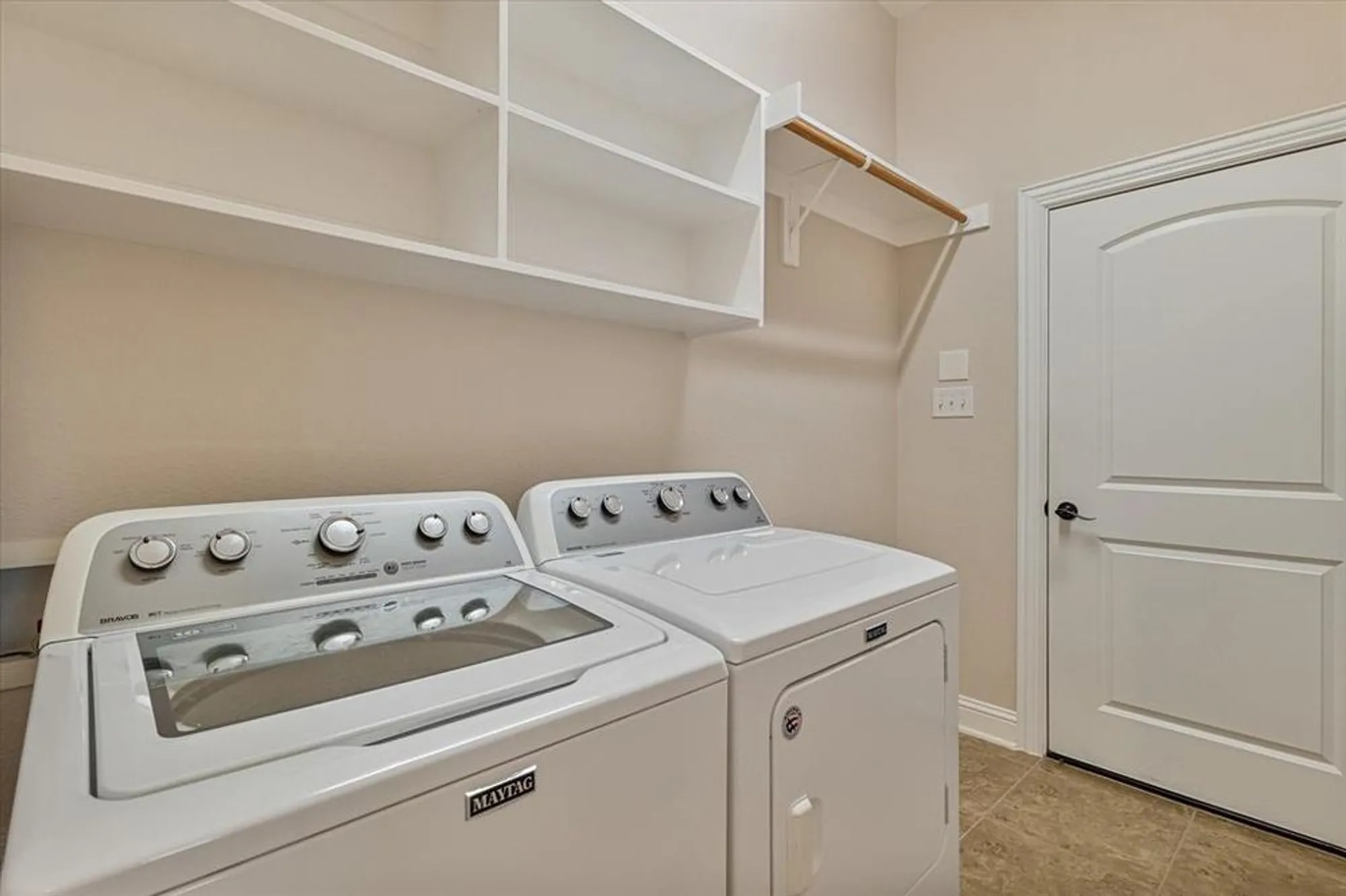 Property Slideshow image 22 of 28 | 3701 creek view dr, Mckinney, TX, 75071