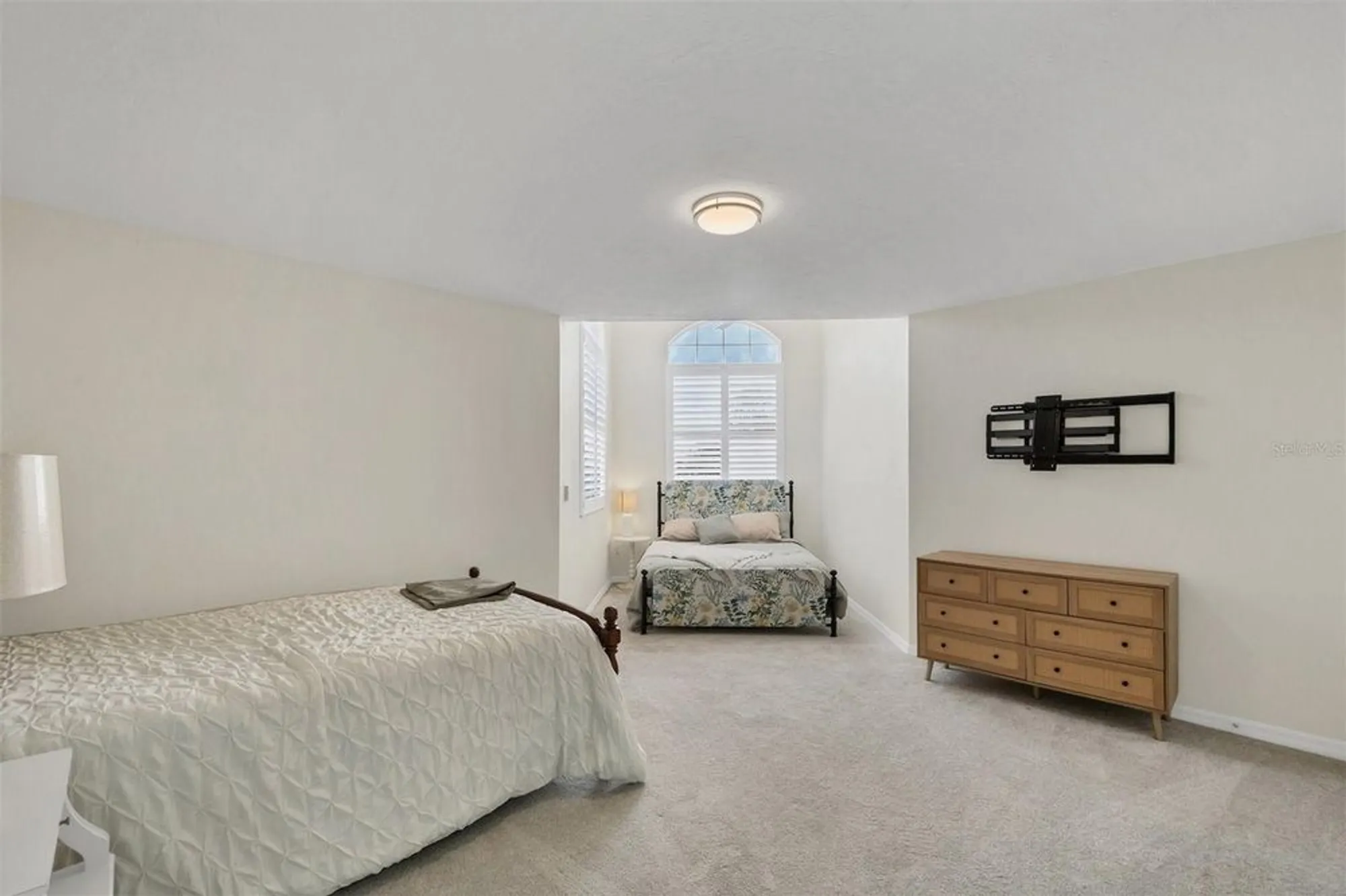 Property Slideshow image 30 of 66 | 1719 starling dr # 1719, Sarasota, FL, 34231