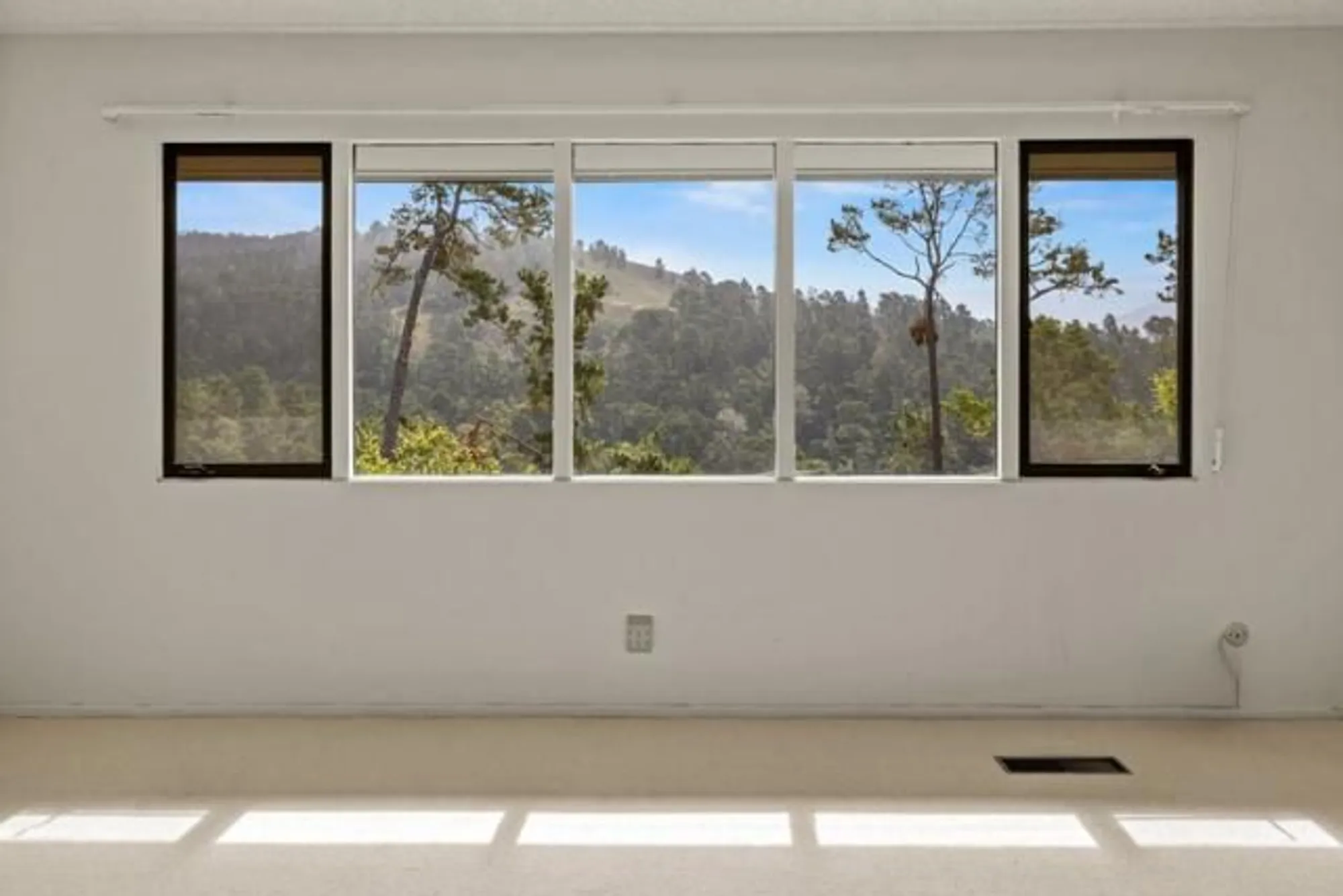 Property Slideshow image 11 of 36 | 254 del mesa carmel, Carmel, CA, 93923