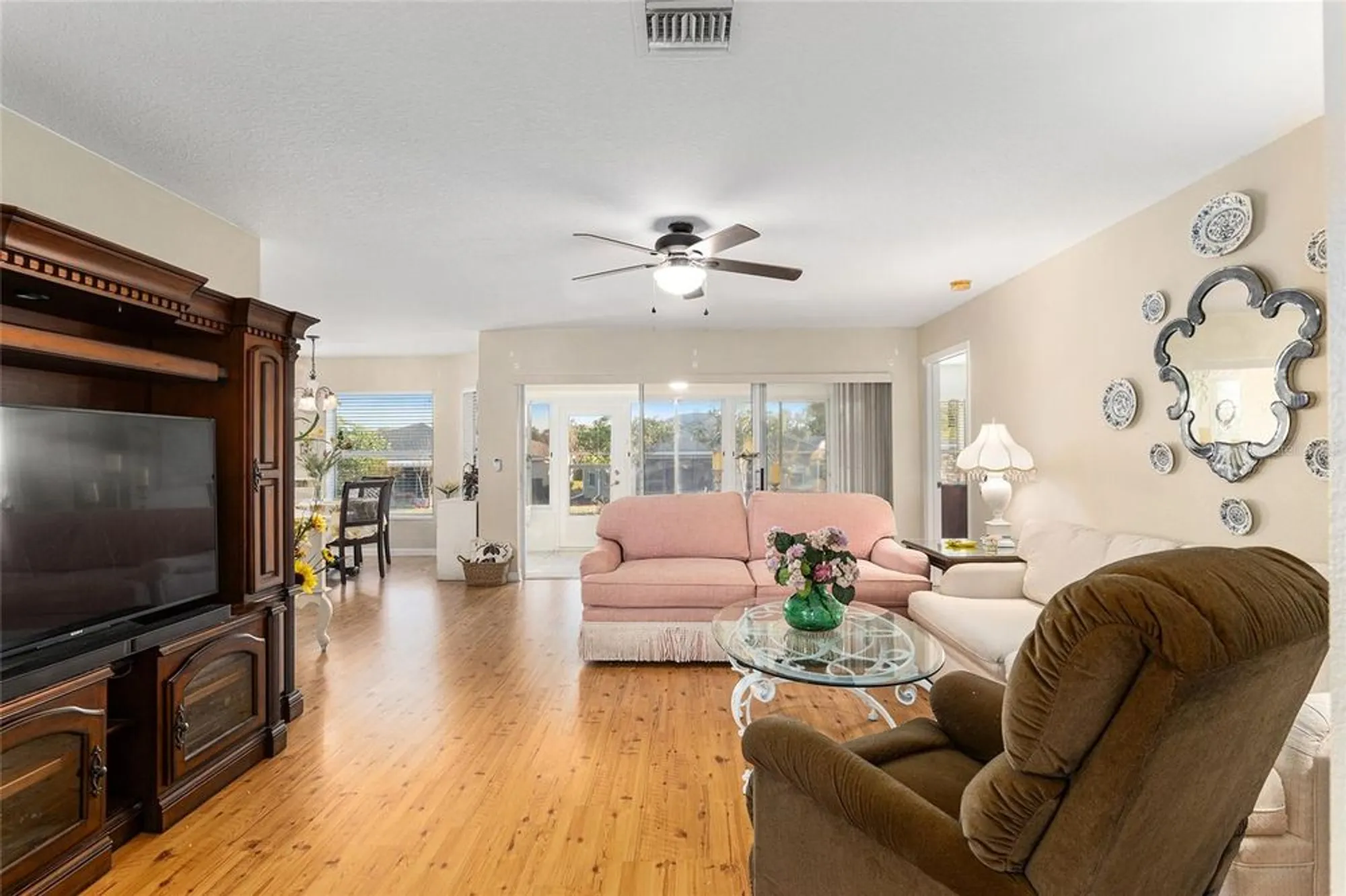 Property Slideshow image 12 of 53 | 10071 sw 90th loop, Ocala, FL, 34481
