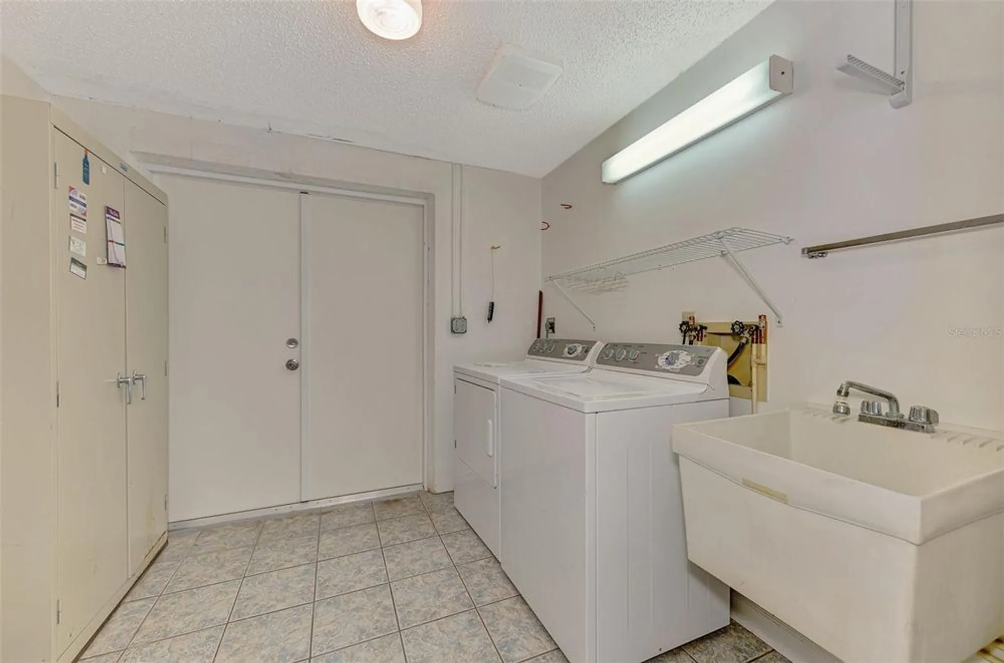 Property Slideshow image 32 of 58 | 420 wexford cir # 124, Venice, FL, 34293