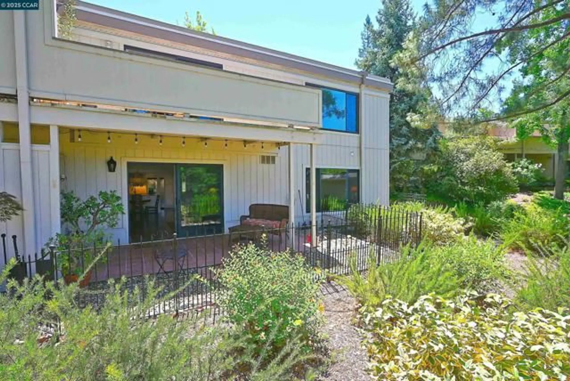 Property Slideshow image 10 of 60 | 1332 canyonwood ct apt 2, Walnut Creek, CA, 94595