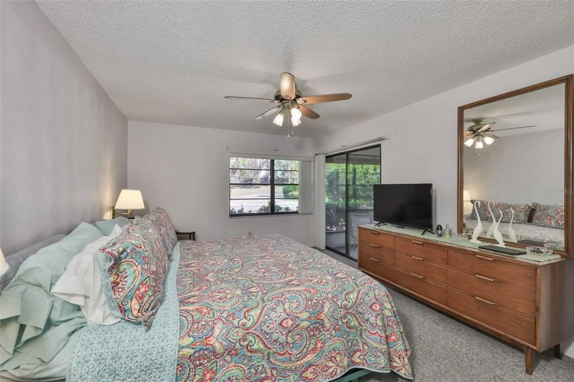 Property Slideshow image 24 of 46 | 1305 spry ct, Sun City Center, FL, 33573