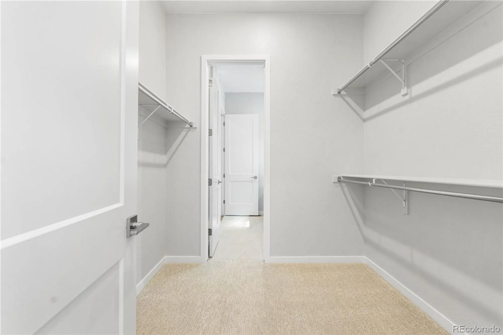 Property Slideshow image 27 of 33 | 11104 amber light cir, Littleton, CO, 80125