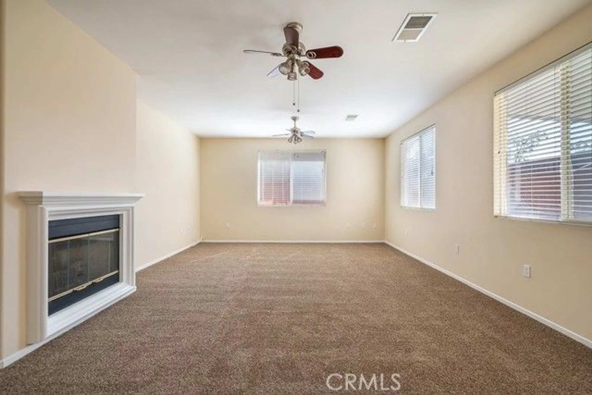 Property Slideshow image 14 of 56 | 241 carner ln, Hemet, CA, 92545