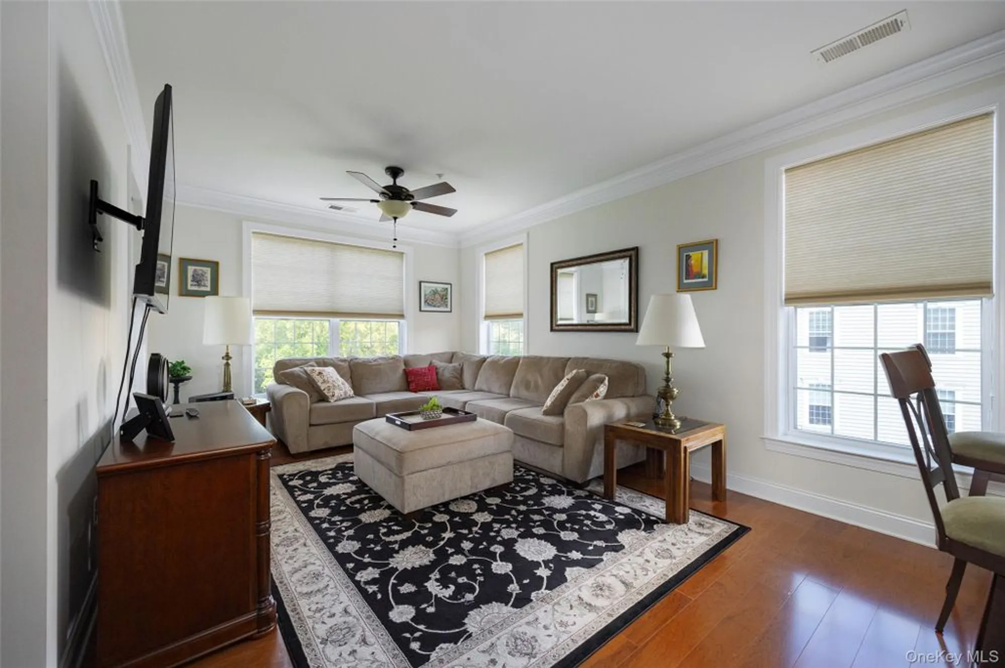 Property Slideshow image 4 of 22 | 334 regency dr, Fishkill, NY, 12524