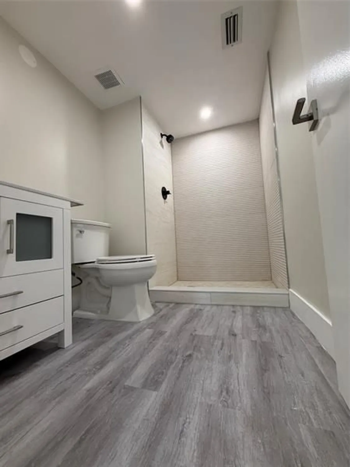 Property Slideshow image 48 of 53 | 8962 s hollybrook blvd 308, Pembroke Pines, FL, 33025