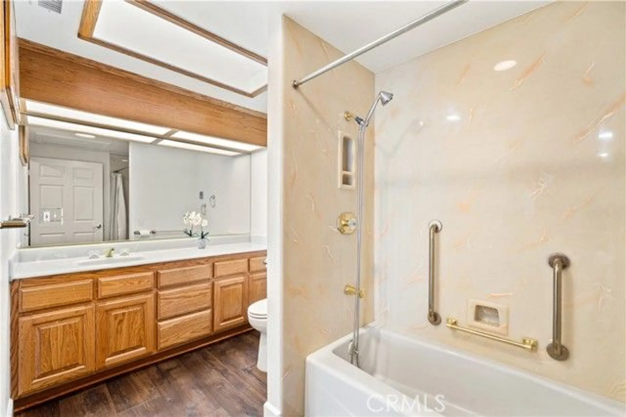 Property Slideshow image 19 of 38 | 1560 interlachen rd, Seal Beach, CA, 90740