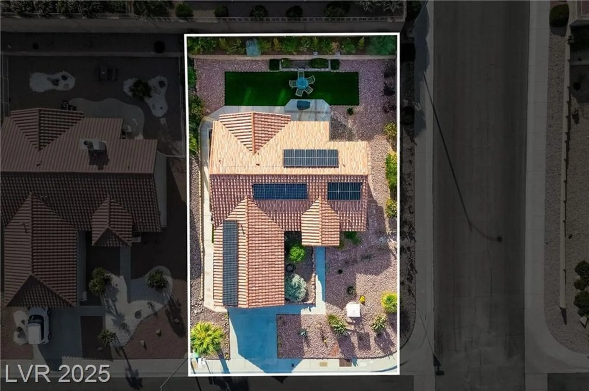 Property Slideshow image 6 of 52 | 2725 byron dr, Las Vegas, NV, 89134