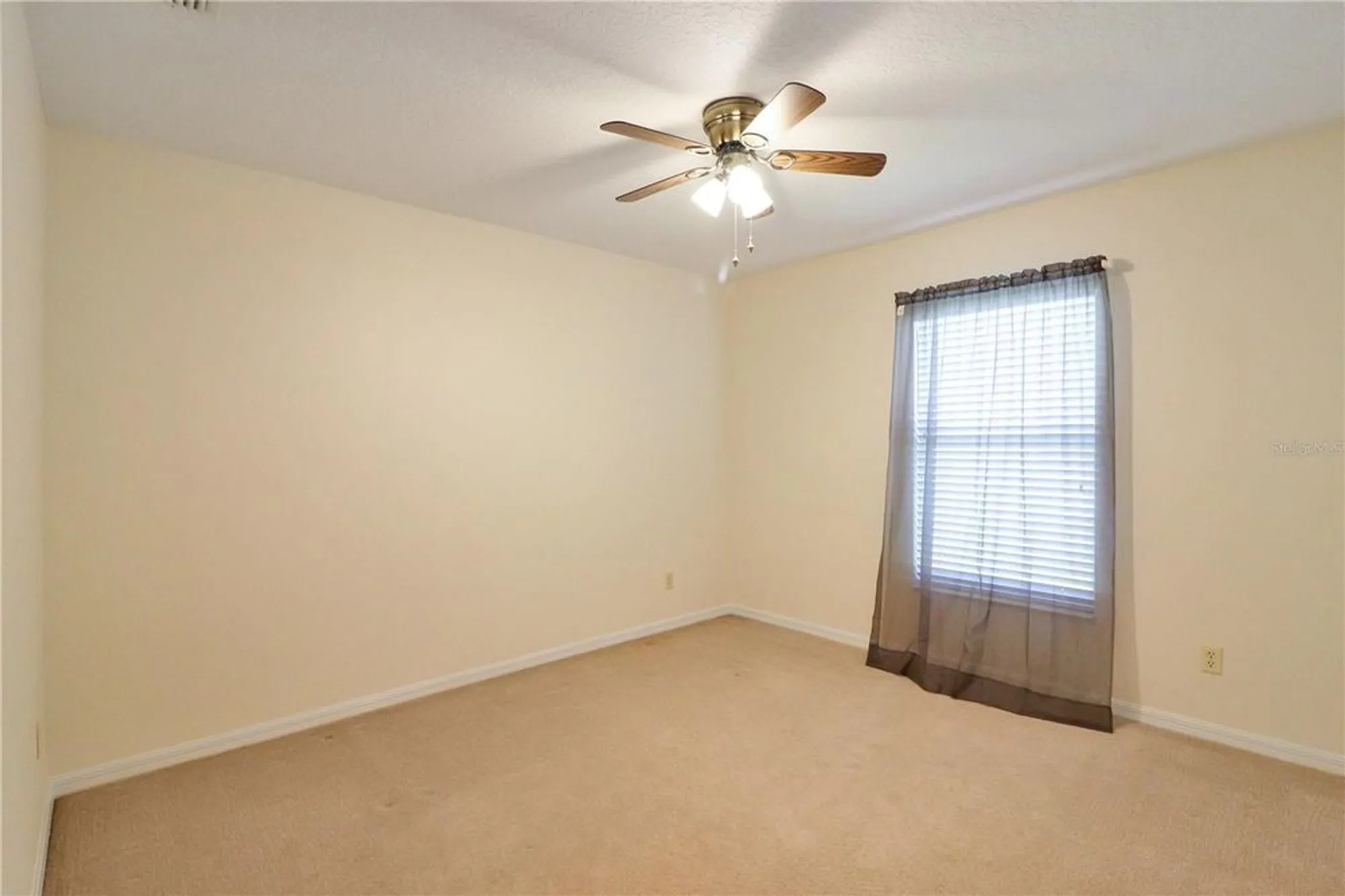 Property Slideshow image 15 of 31 | 5107 aurora dr, Leesburg, FL, 34748