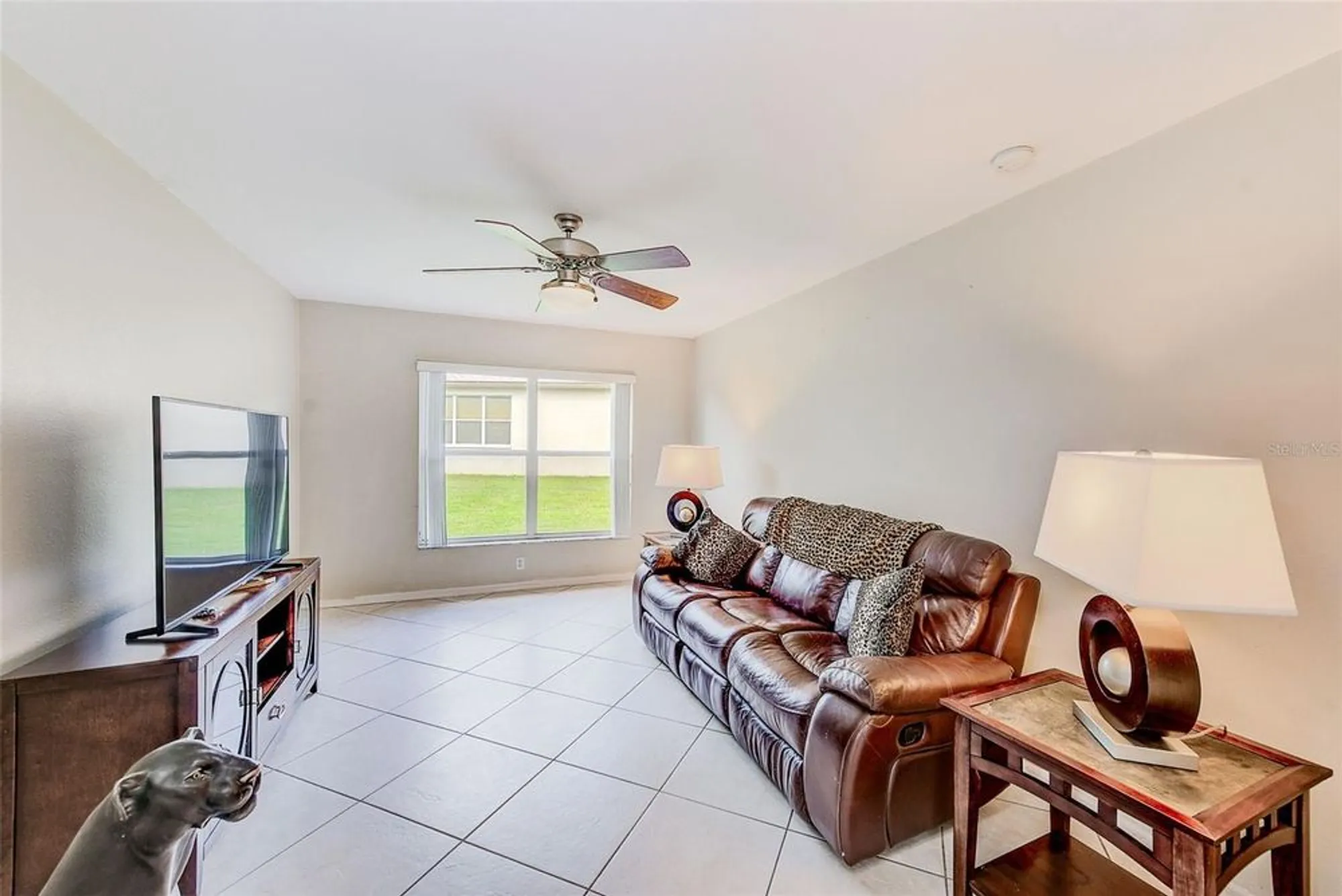 Property Slideshow image 14 of 37 | 11600 weaver park ct, Trinity, FL, 34655