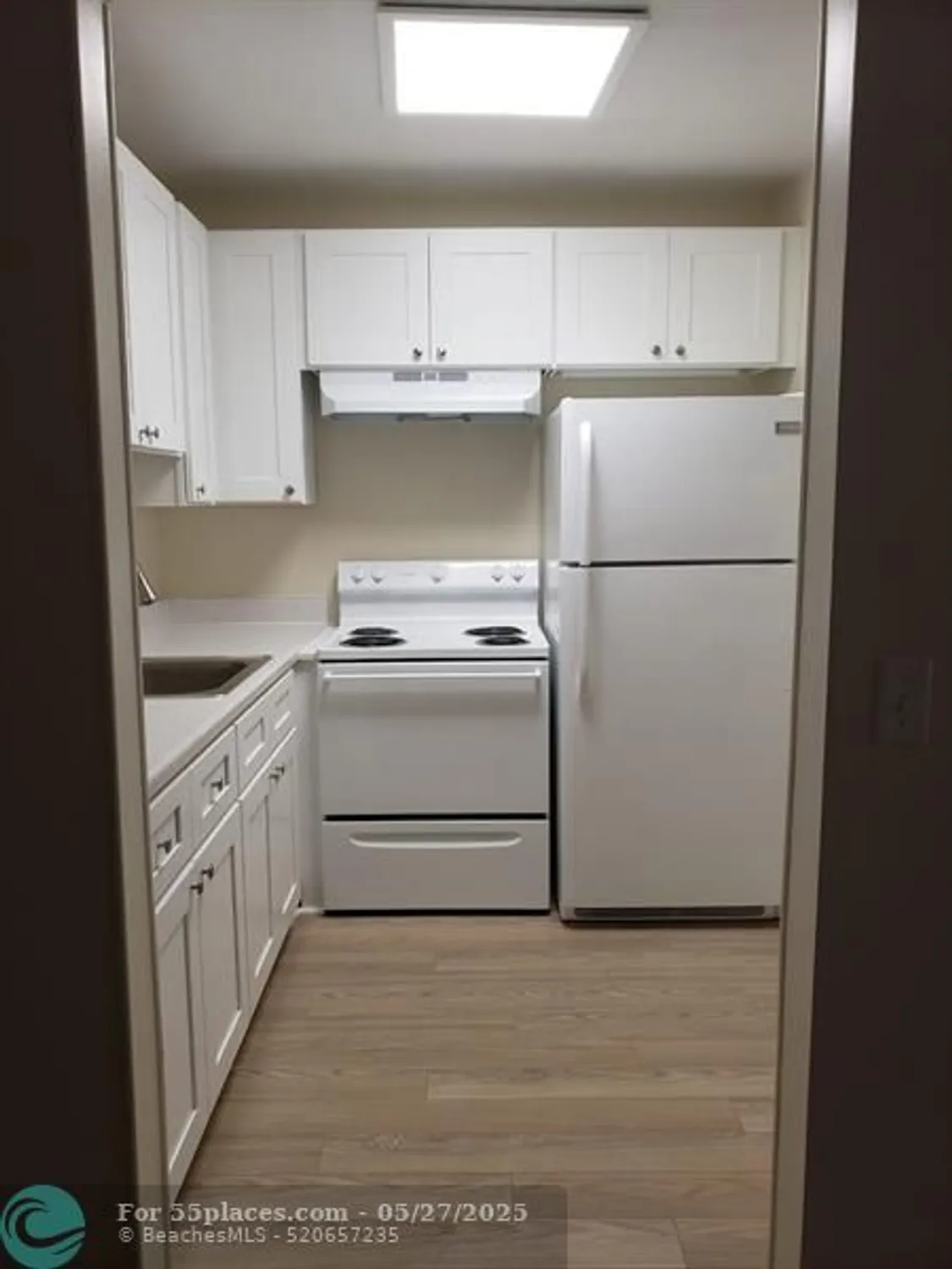 Property Slideshow image 3 of 9 | 146 canterbury f # 146, West Palm Beach, FL, 33417