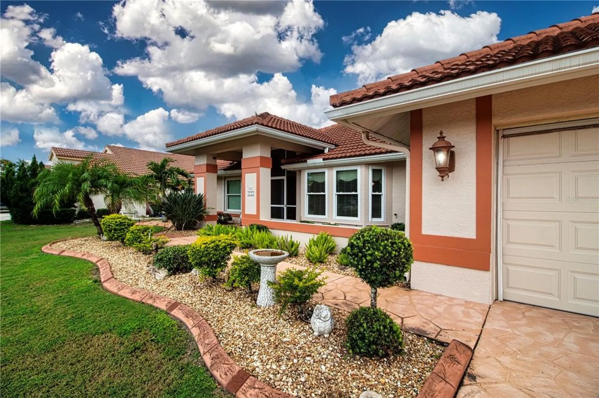 Property Slideshow image 13 of 61 | 2039 berry roberts dr, Sun City Center, FL, 33573