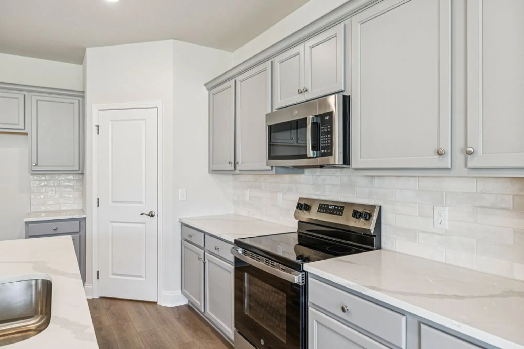 Property Slideshow image 28 of 48 | 312 stonehaus cir, Antioch, TN, 37013