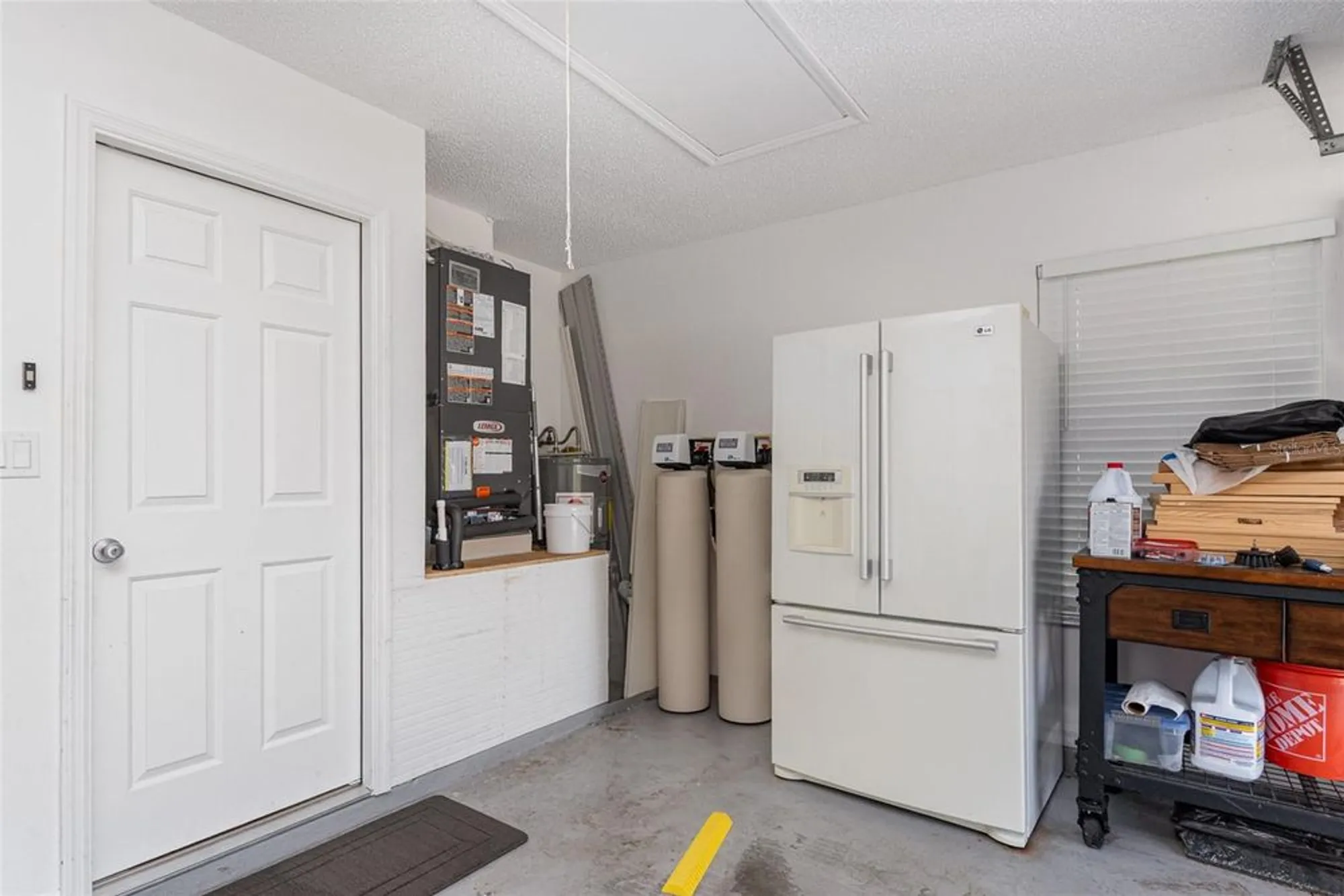 Property Slideshow image 23 of 29 | 4525 eaglewood dr, Leesburg, FL, 34748