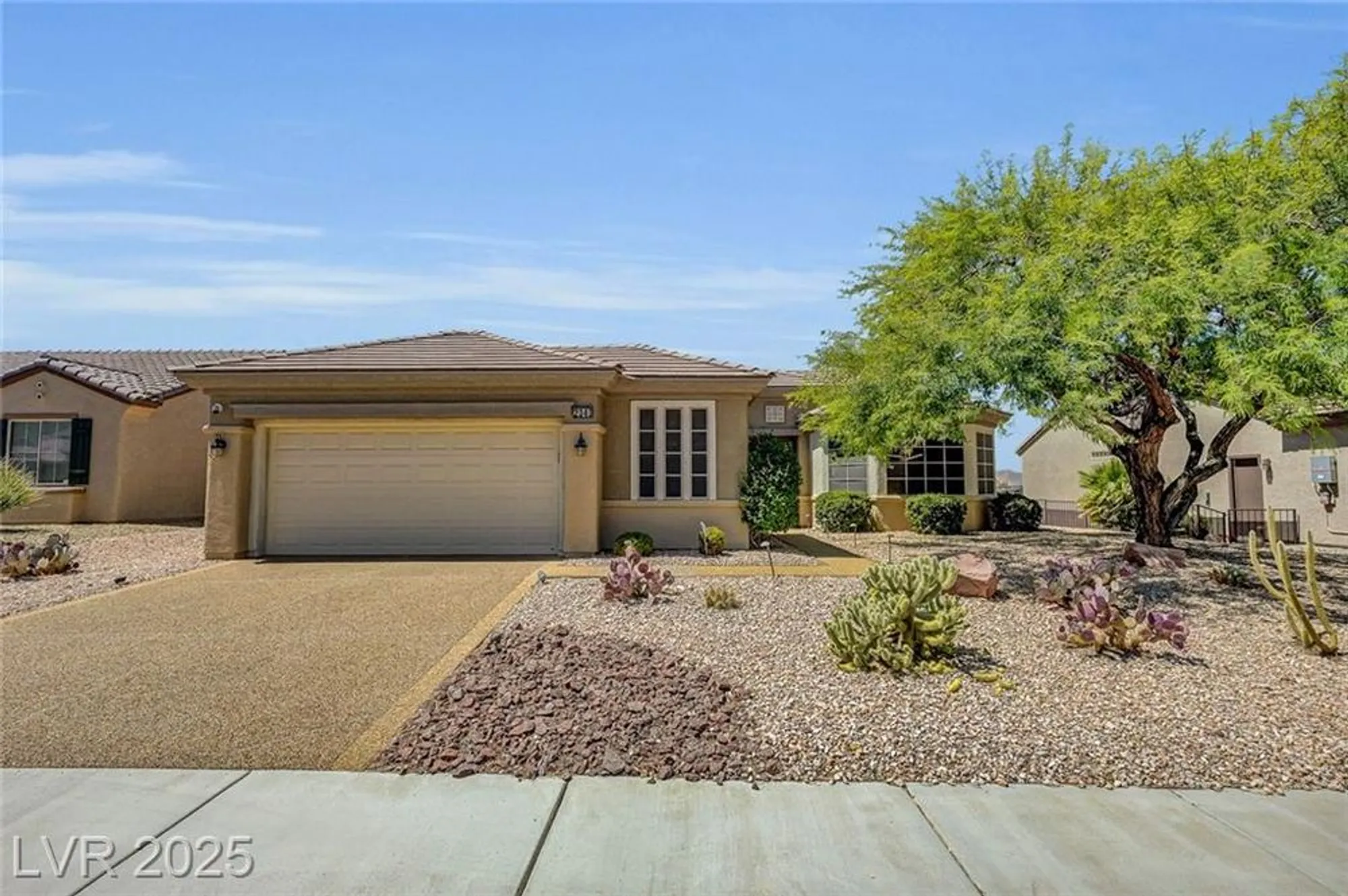 Property Slideshow image 6 of 60 | 2343 hardin ridge dr, Henderson, NV, 89052