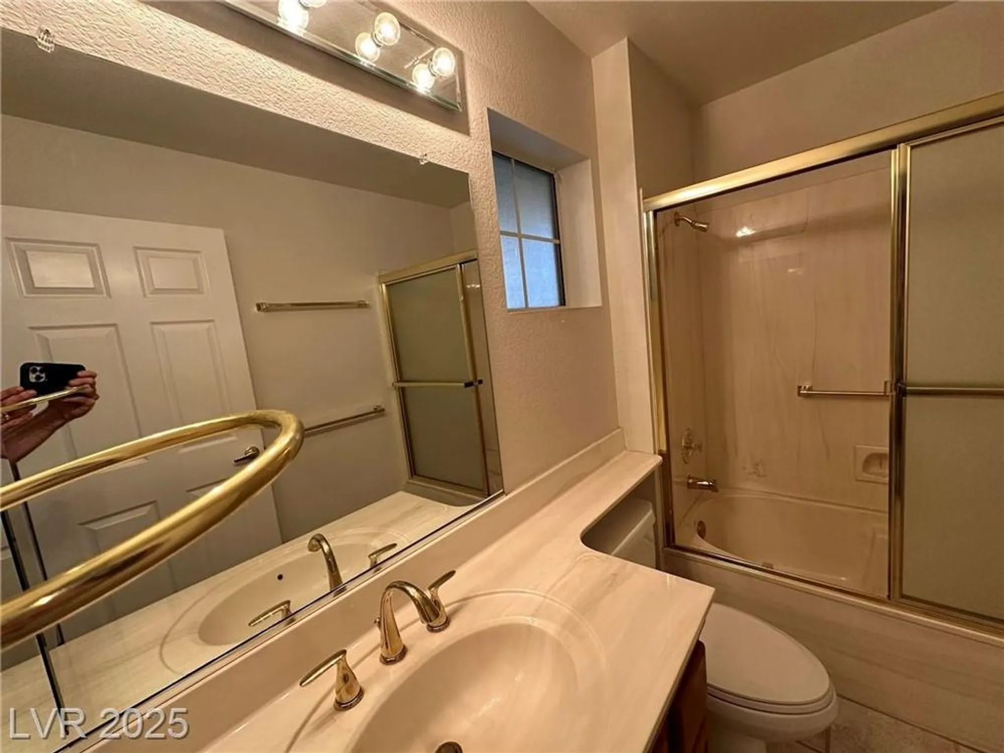 Property Slideshow image 21 of 27 | 3032 hidden treasure dr, Las Vegas, NV, 89134