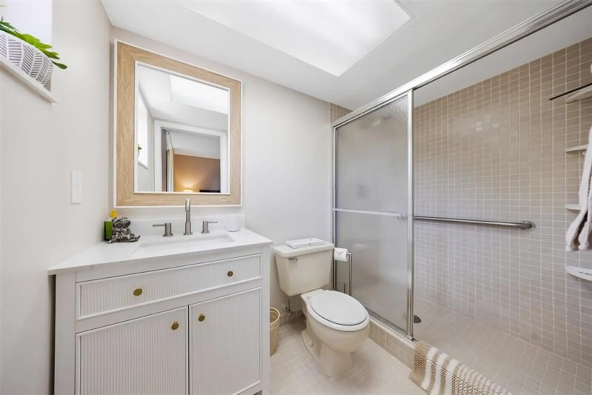 Property Slideshow image 19 of 24 | 5250 las verdes cir apt 317, Delray Beach, FL, 33484