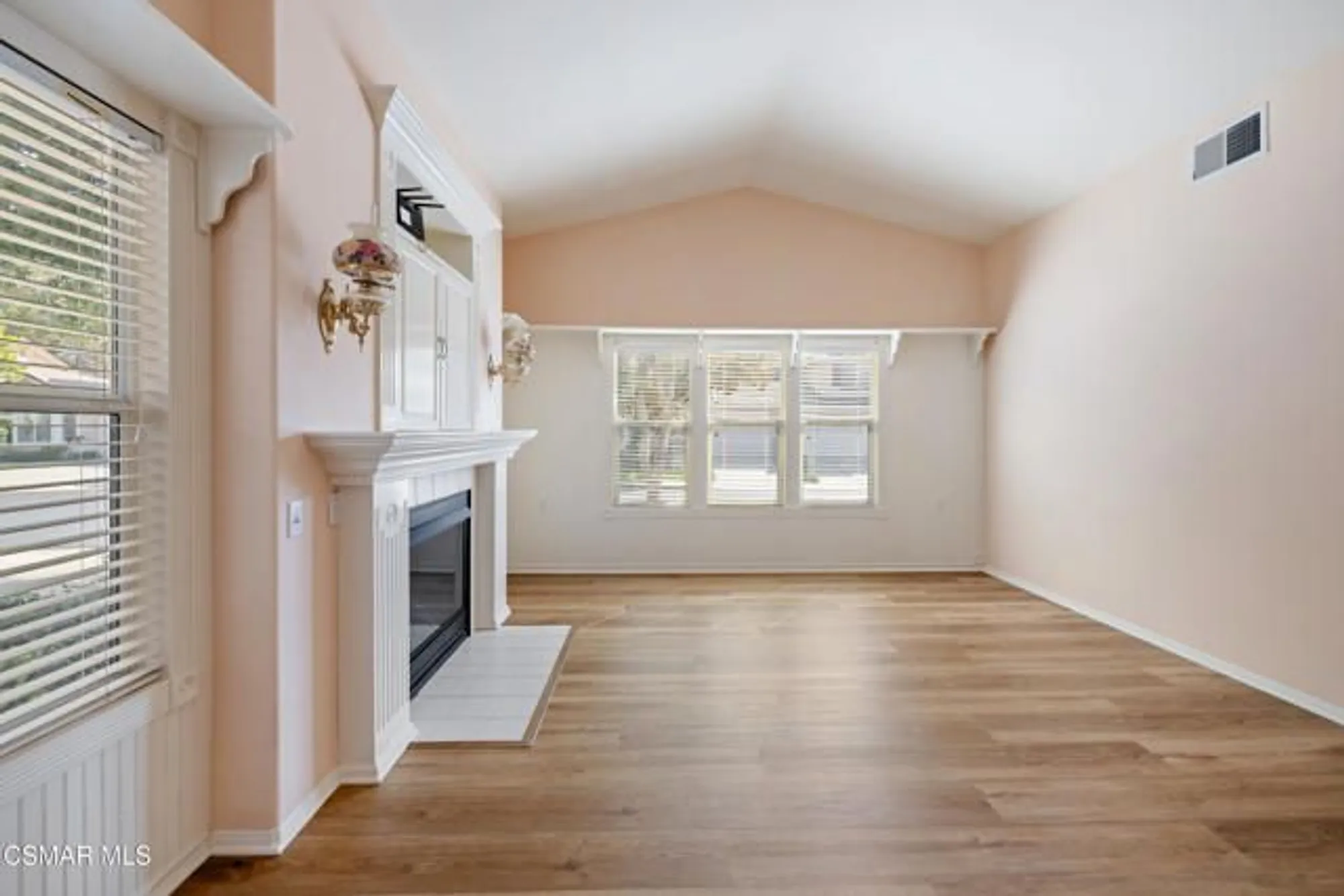 Property Slideshow image 5 of 32 | 5657 pansy st, Simi Valley, CA, 93063